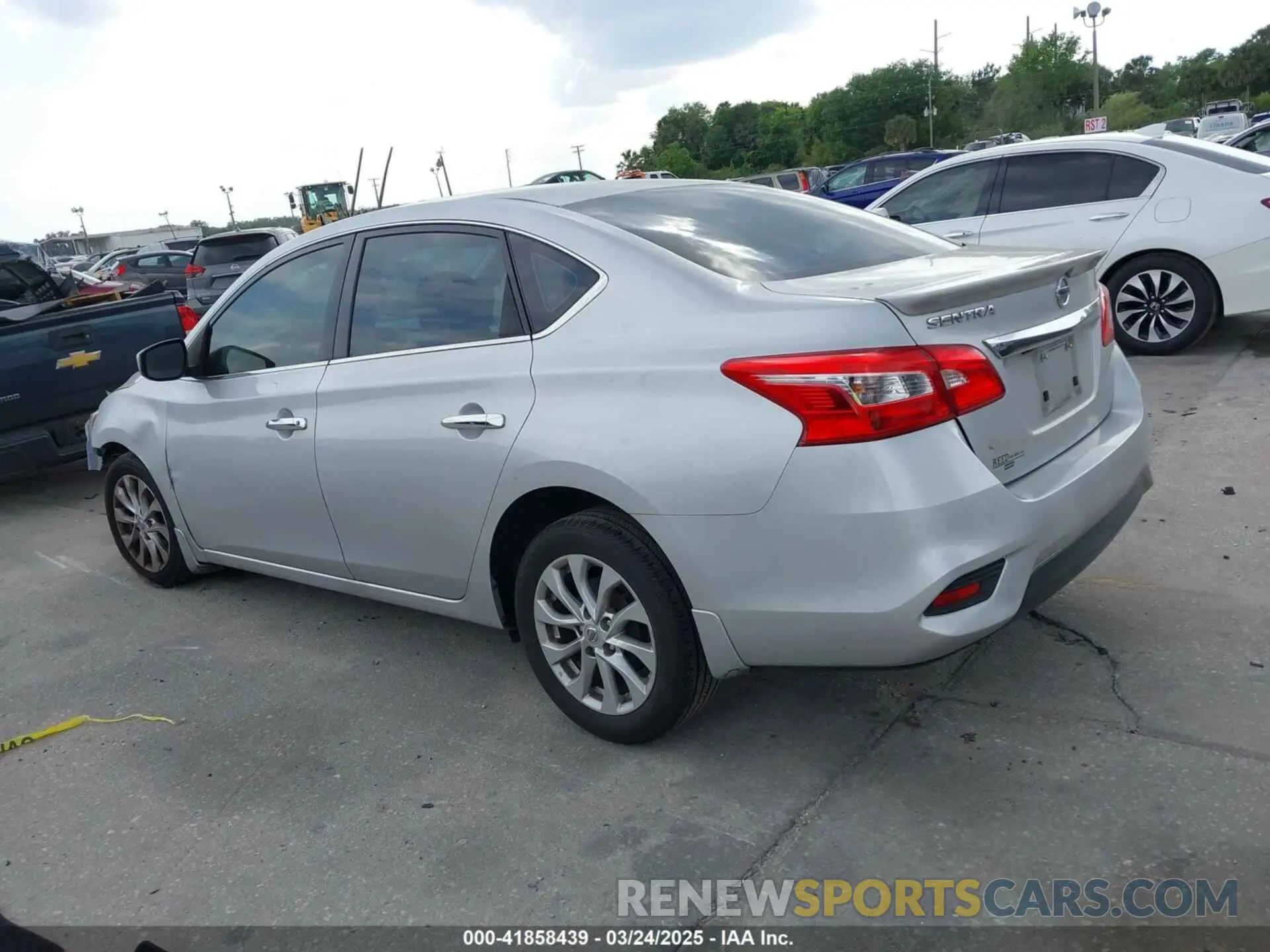 15 Photograph of a damaged car 3N1AB7AP7KY230875 NISSAN SENTRA 2019