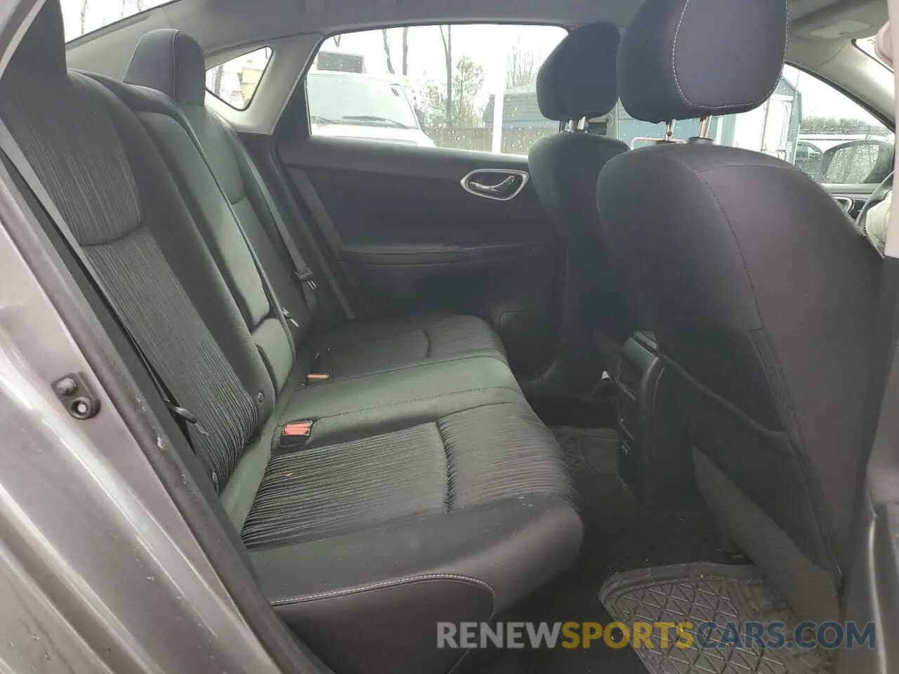 10 Photograph of a damaged car 3N1AB7AP7KY236241 NISSAN SENTRA 2019