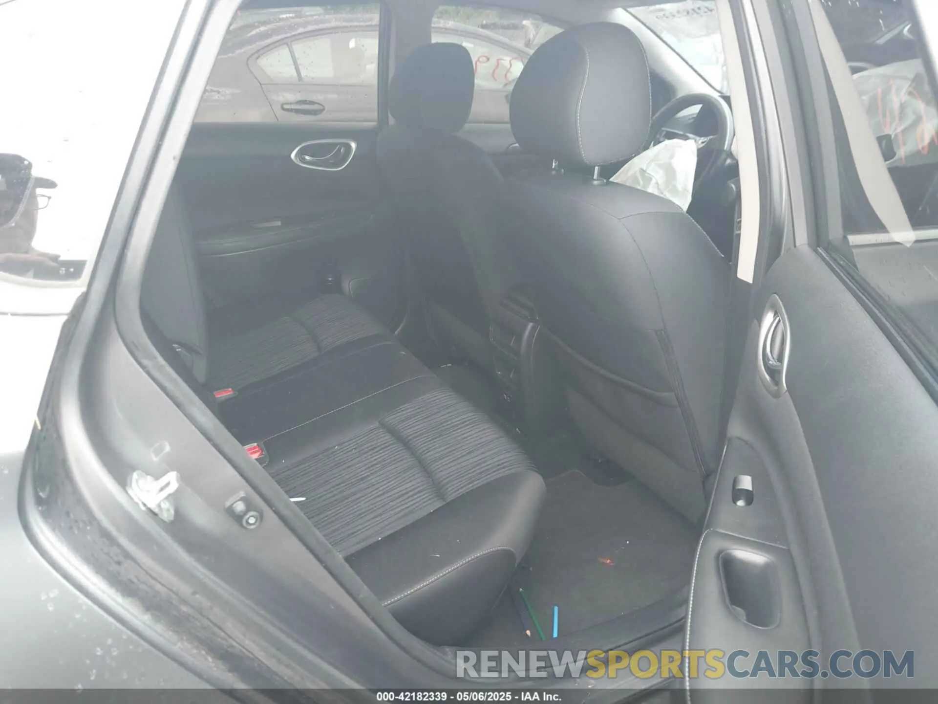 8 Photograph of a damaged car 3N1AB7AP7KY238779 NISSAN SENTRA 2019