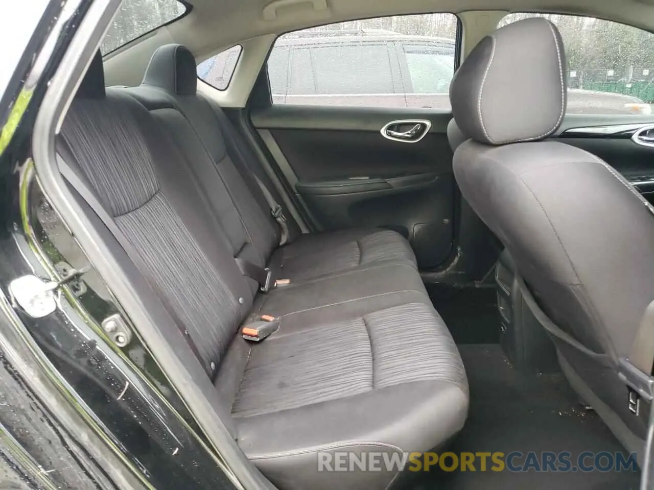 10 Photograph of a damaged car 3N1AB7AP7KY247157 NISSAN SENTRA 2019