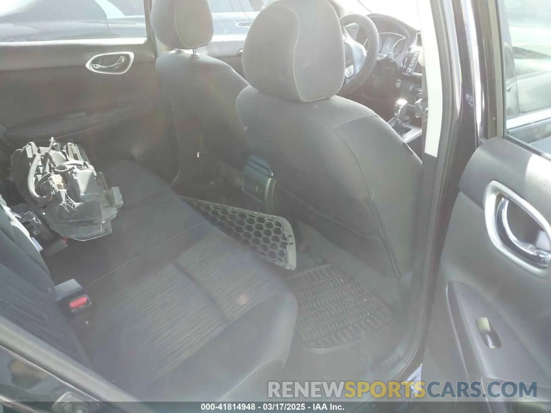 8 Photograph of a damaged car 3N1AB7AP7KY247160 NISSAN SENTRA 2019