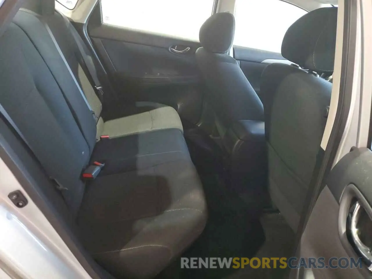 10 Photograph of a damaged car 3N1AB7AP7KY250723 NISSAN SENTRA 2019