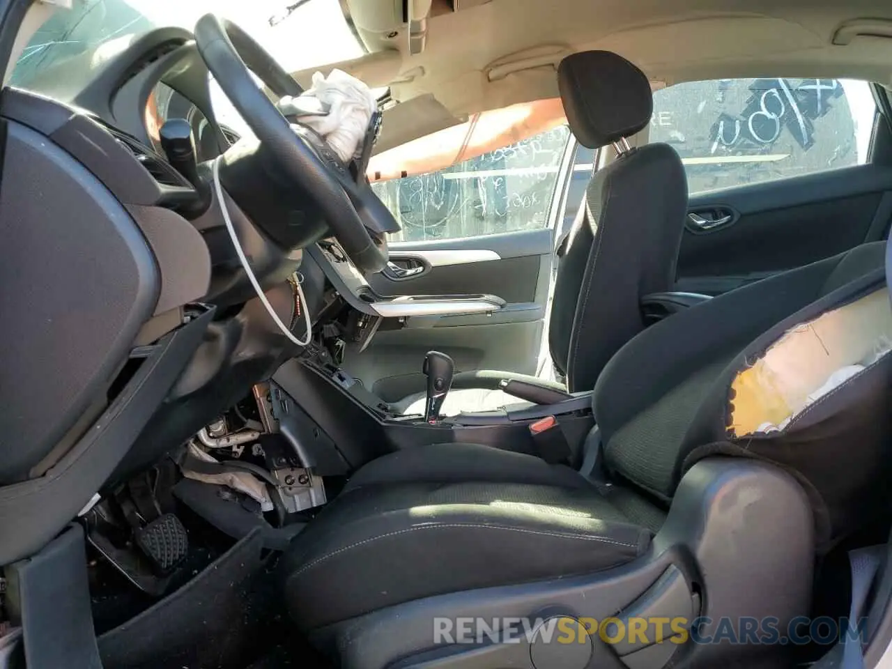 7 Photograph of a damaged car 3N1AB7AP7KY252875 NISSAN SENTRA 2019
