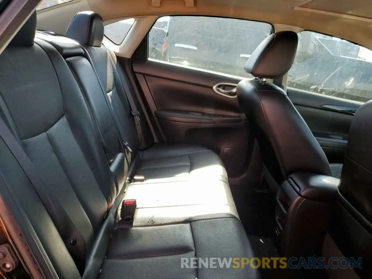 10 Photograph of a damaged car 3N1AB7AP7KY257459 NISSAN SENTRA 2019