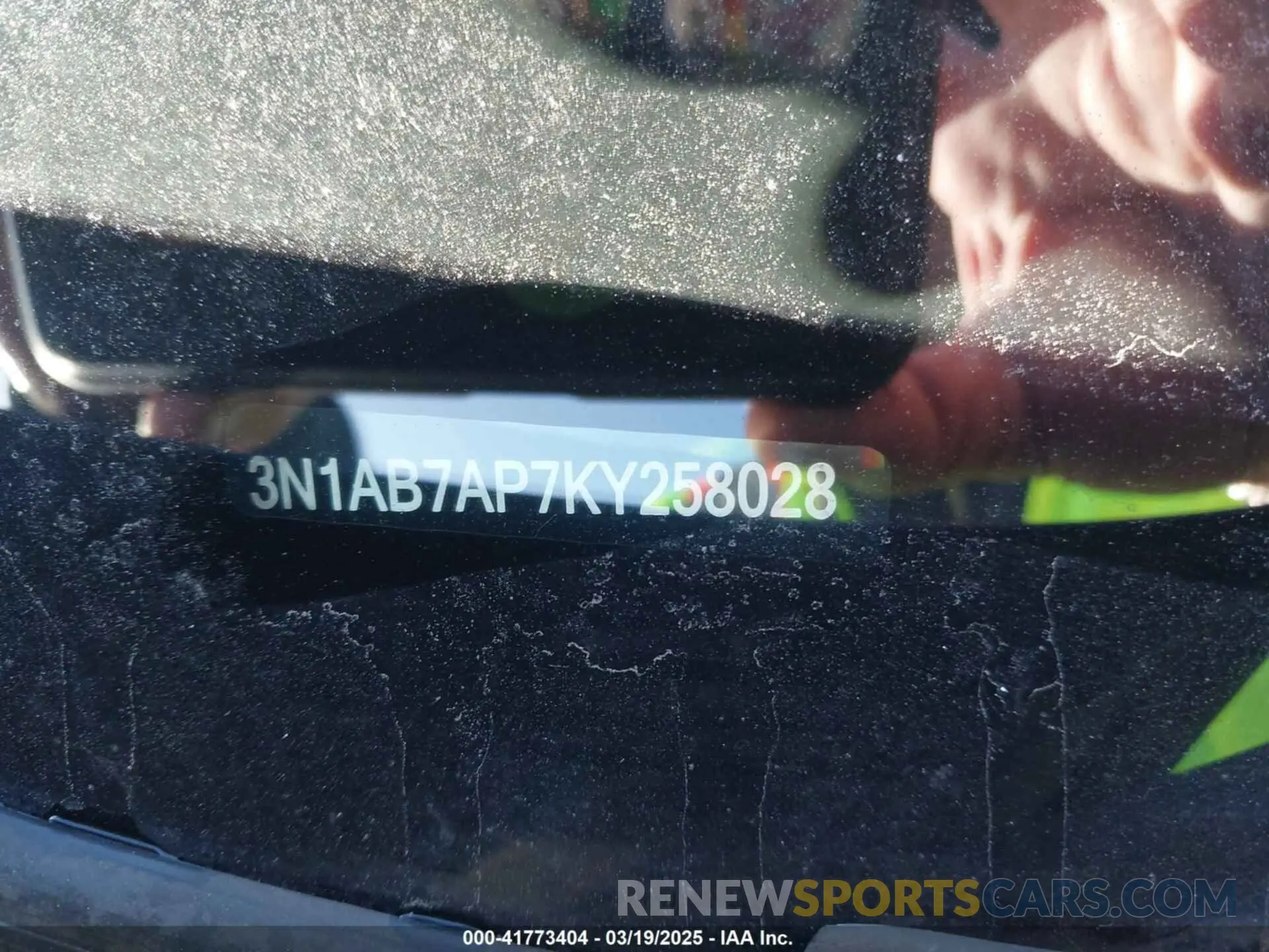 19 Photograph of a damaged car 3N1AB7AP7KY258028 NISSAN SENTRA 2019