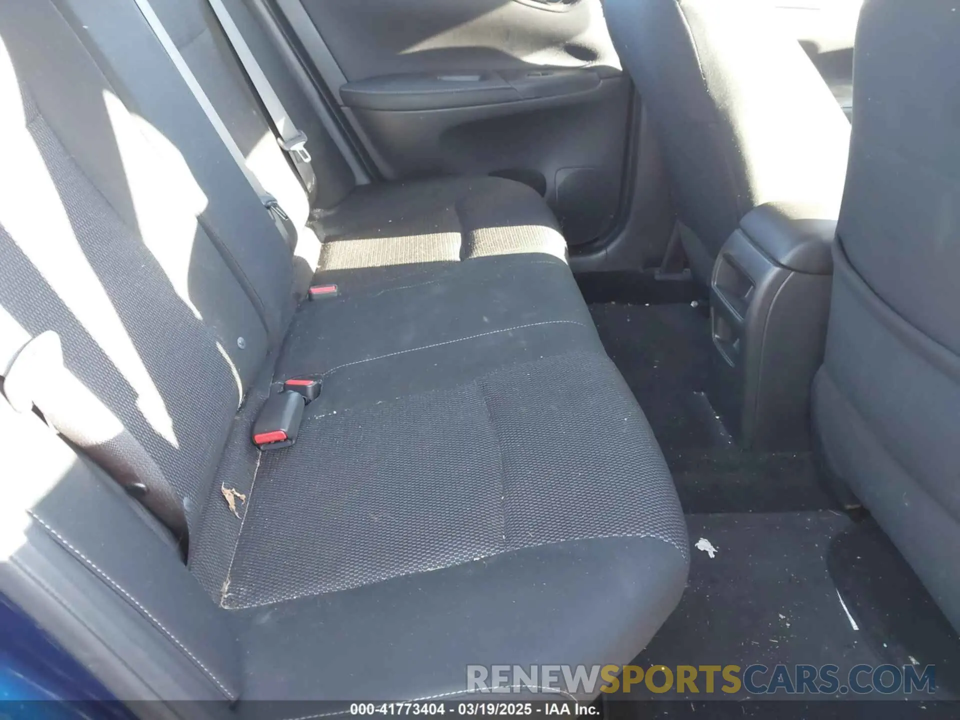 8 Photograph of a damaged car 3N1AB7AP7KY258028 NISSAN SENTRA 2019