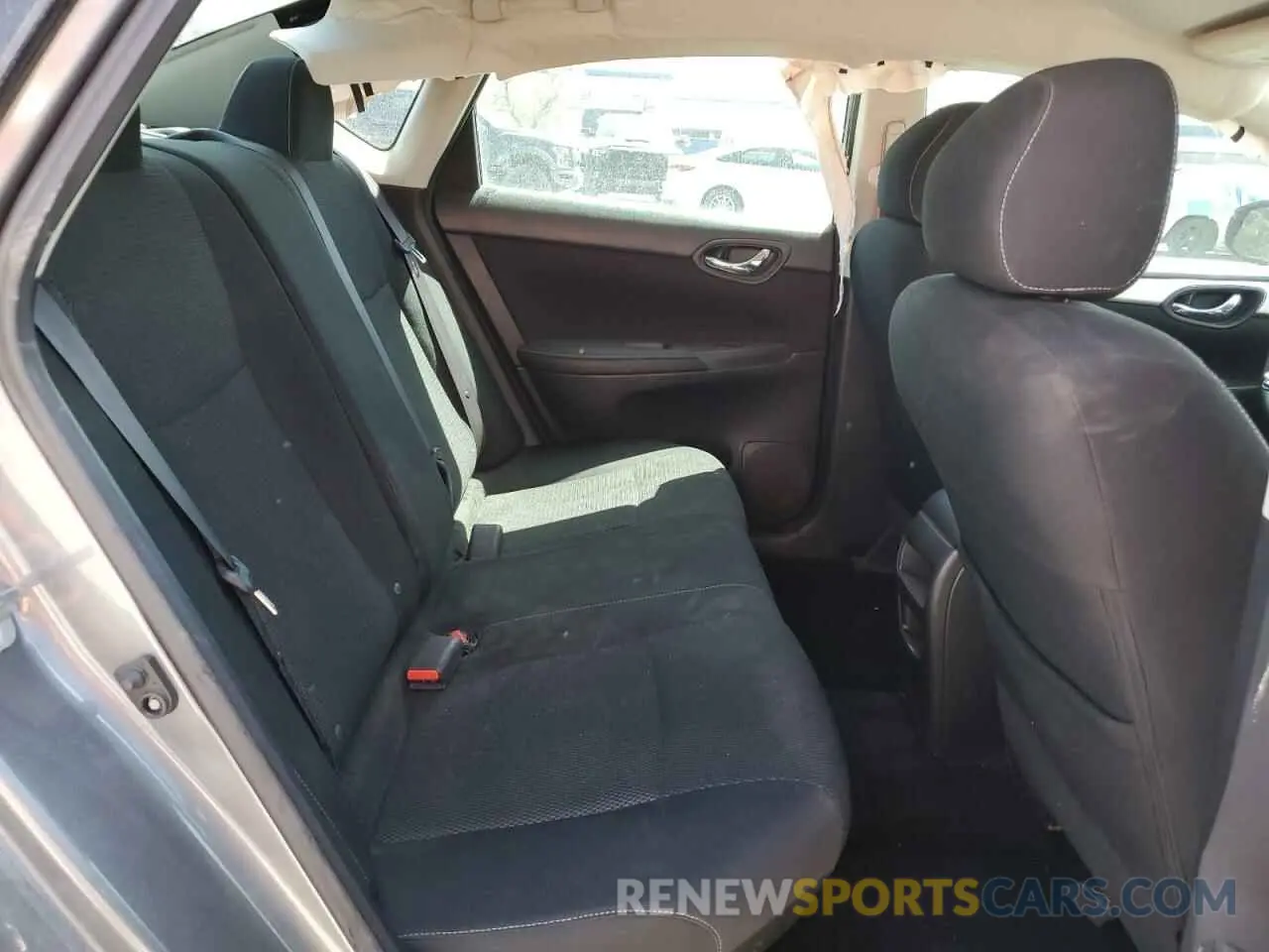 10 Photograph of a damaged car 3N1AB7AP7KY258630 NISSAN SENTRA 2019