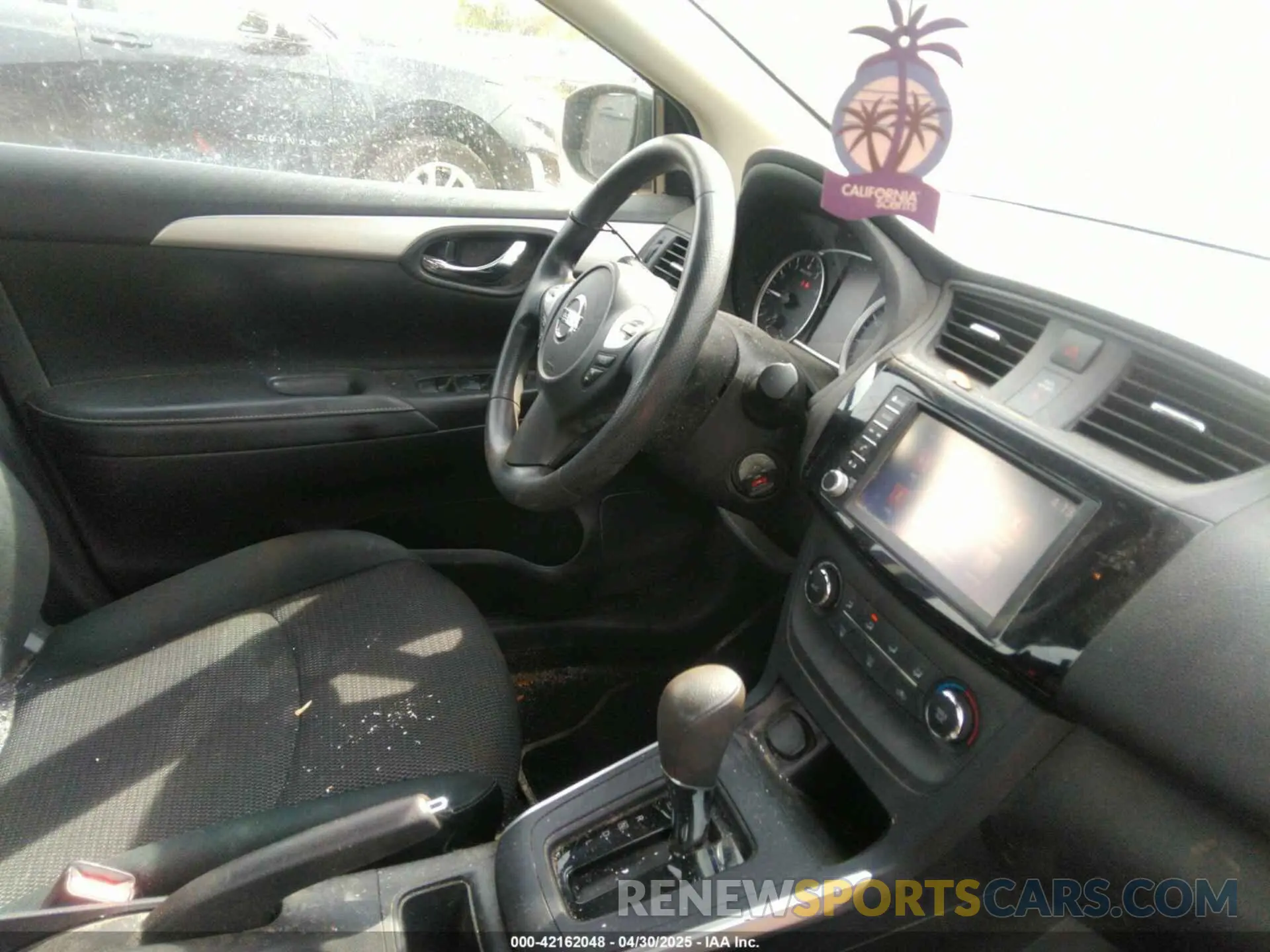 5 Photograph of a damaged car 3N1AB7AP7KY276304 NISSAN SENTRA 2019