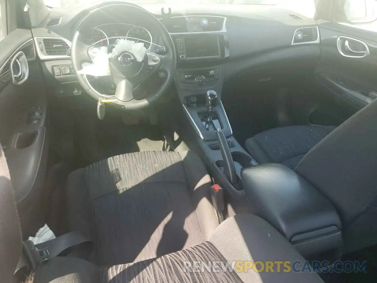 8 Photograph of a damaged car 3N1AB7AP7KY276741 NISSAN SENTRA 2019