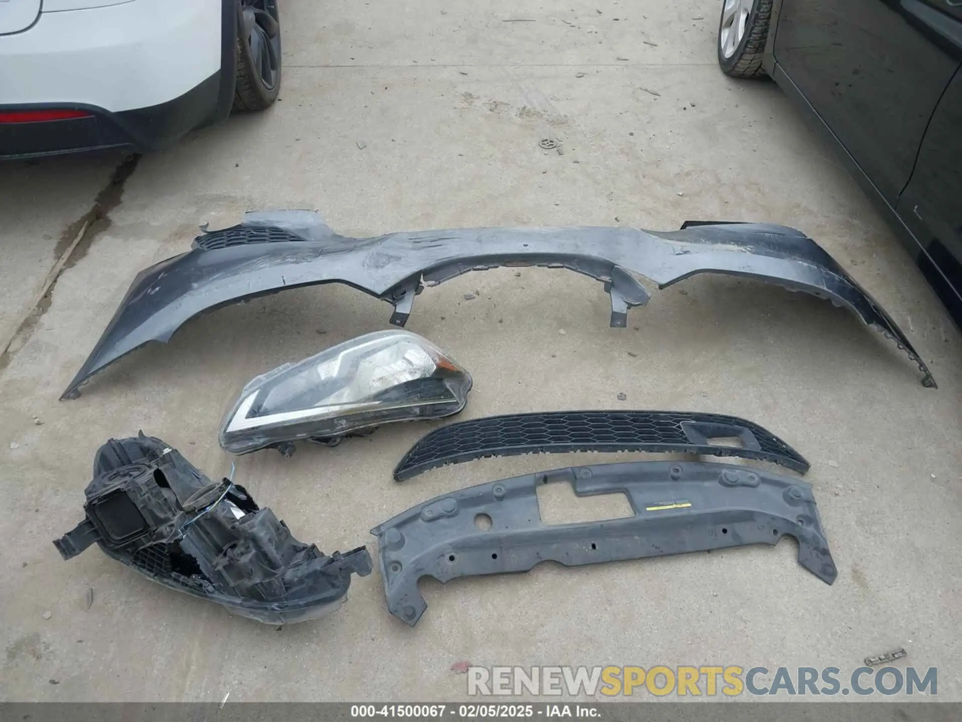 11 Photograph of a damaged car 3N1AB7AP7KY277386 NISSAN SENTRA 2019