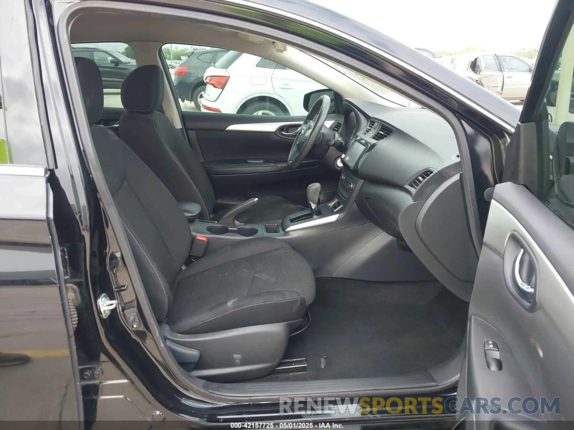 5 Photograph of a damaged car 3N1AB7AP7KY296830 NISSAN SENTRA 2019