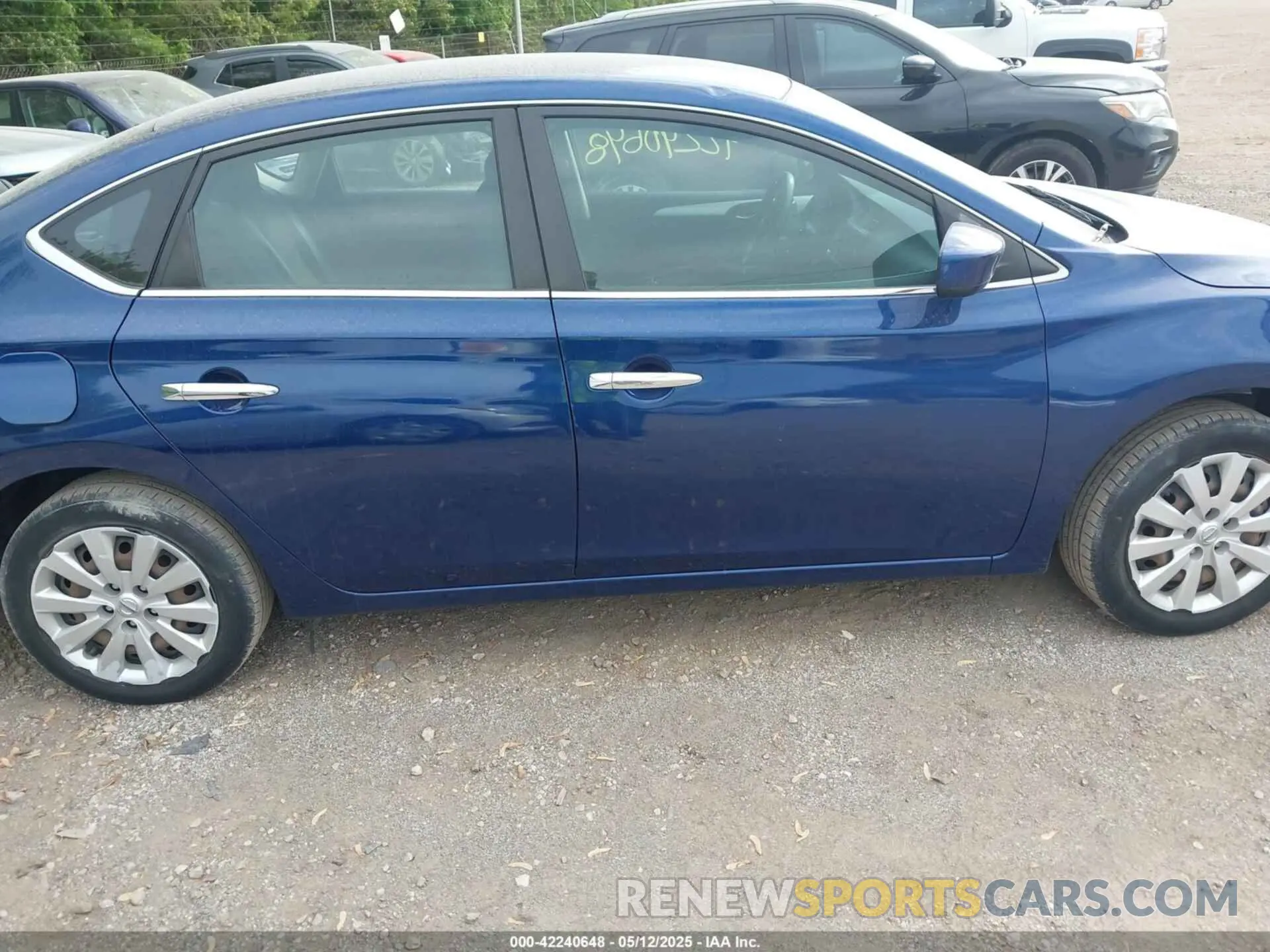 13 Photograph of a damaged car 3N1AB7AP7KY300312 NISSAN SENTRA 2019