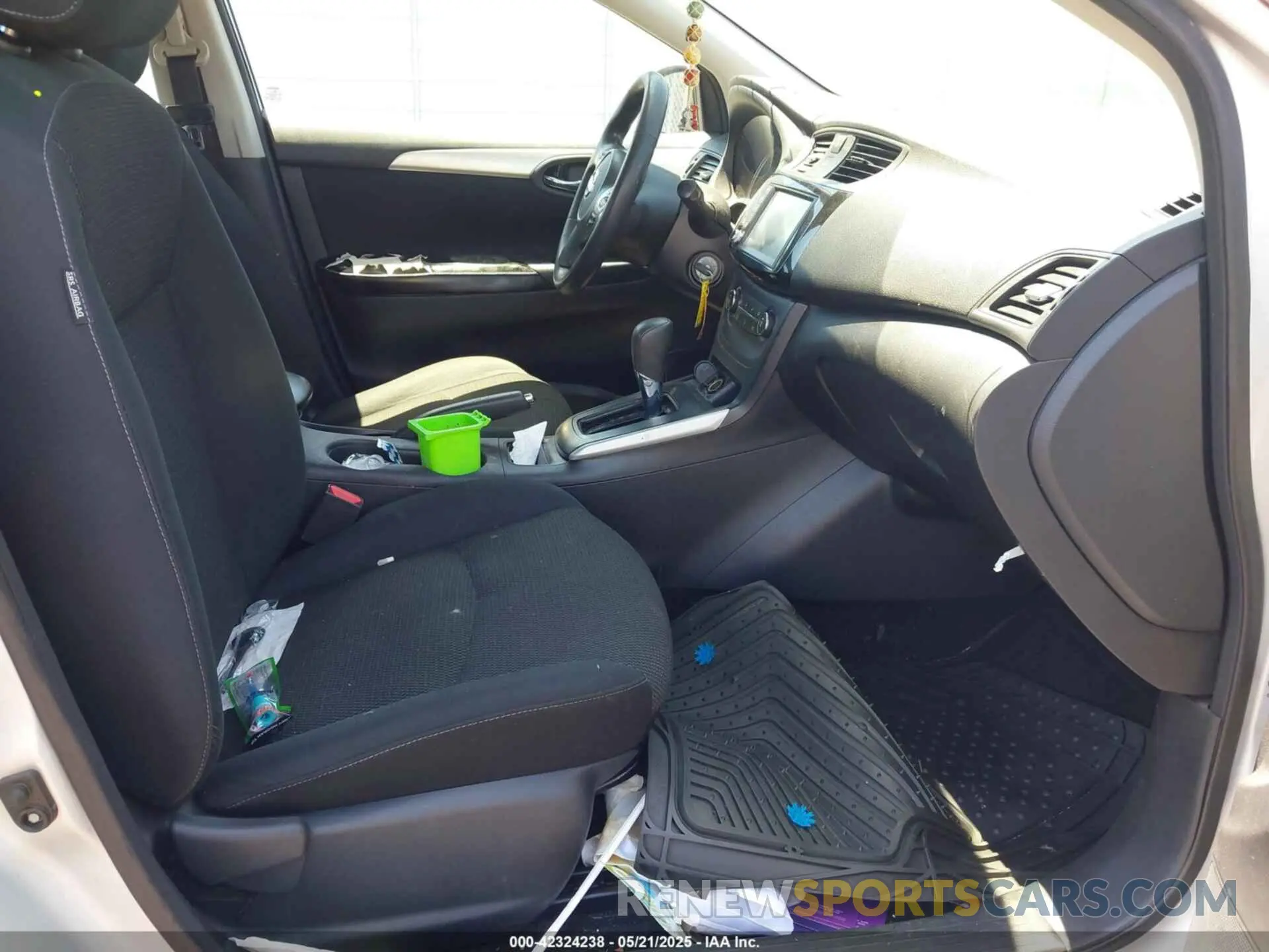 5 Photograph of a damaged car 3N1AB7AP7KY303503 NISSAN SENTRA 2019