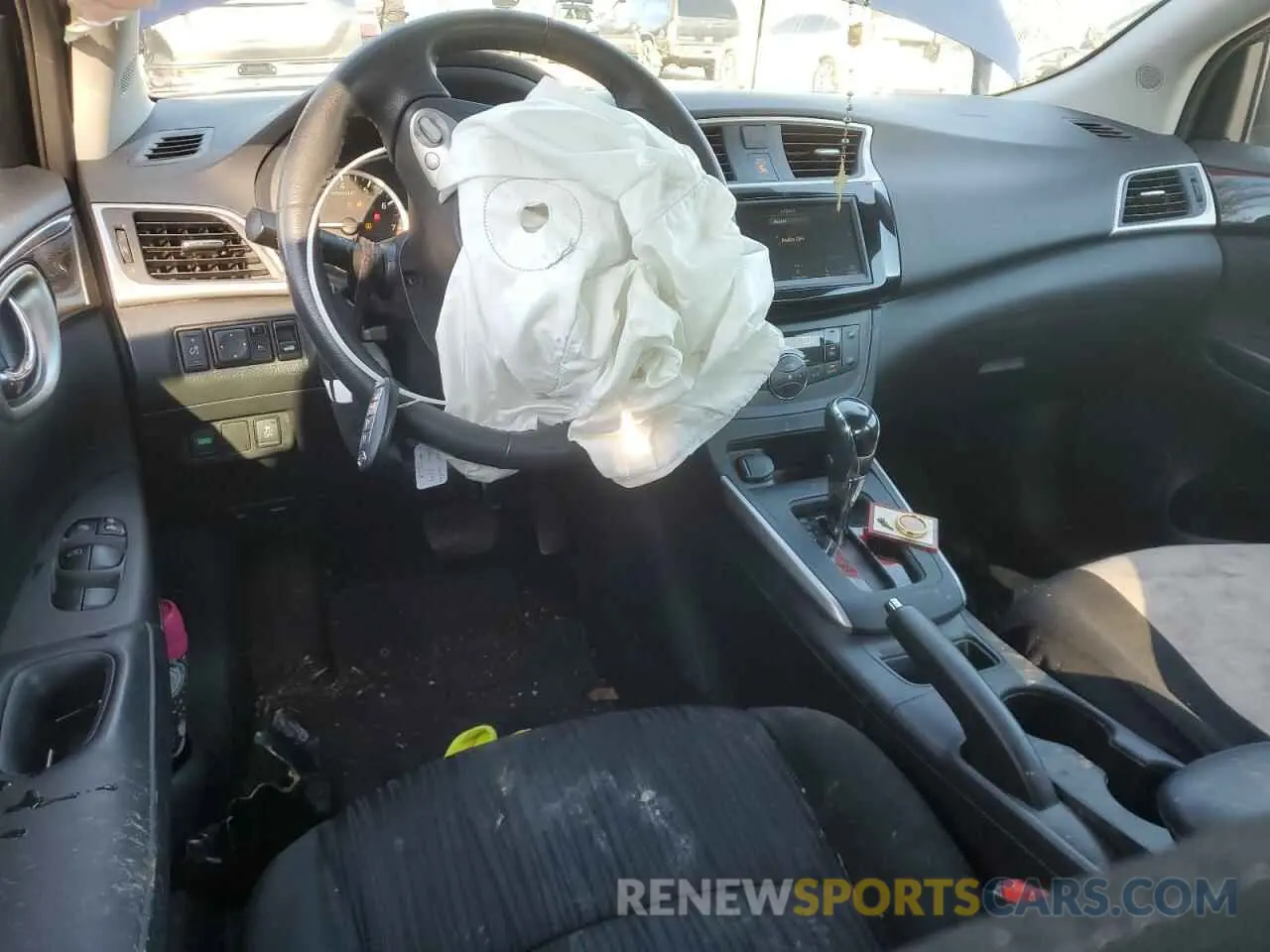8 Photograph of a damaged car 3N1AB7AP7KY309866 NISSAN SENTRA 2019