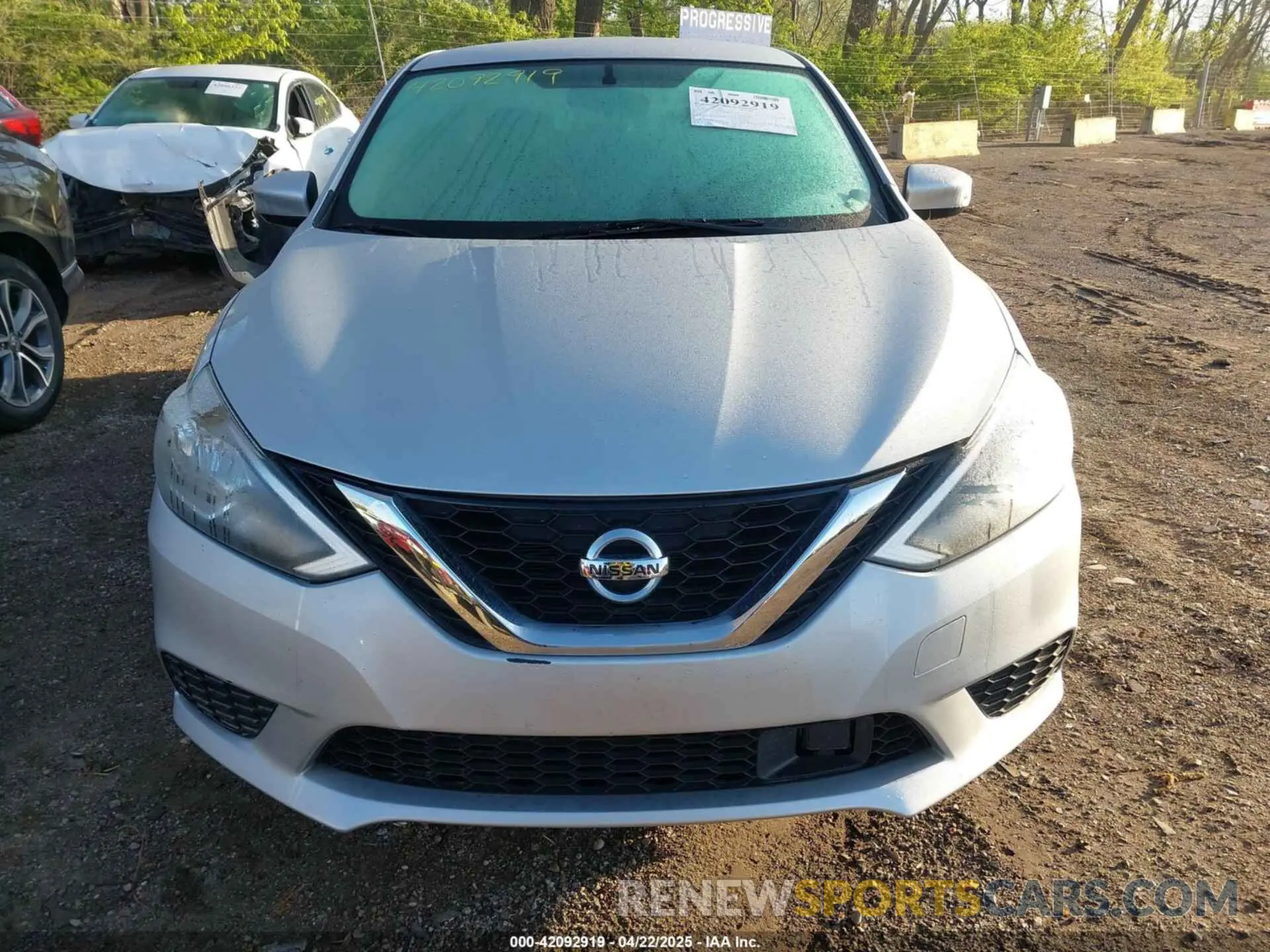 13 Photograph of a damaged car 3N1AB7AP7KY338283 NISSAN SENTRA 2019