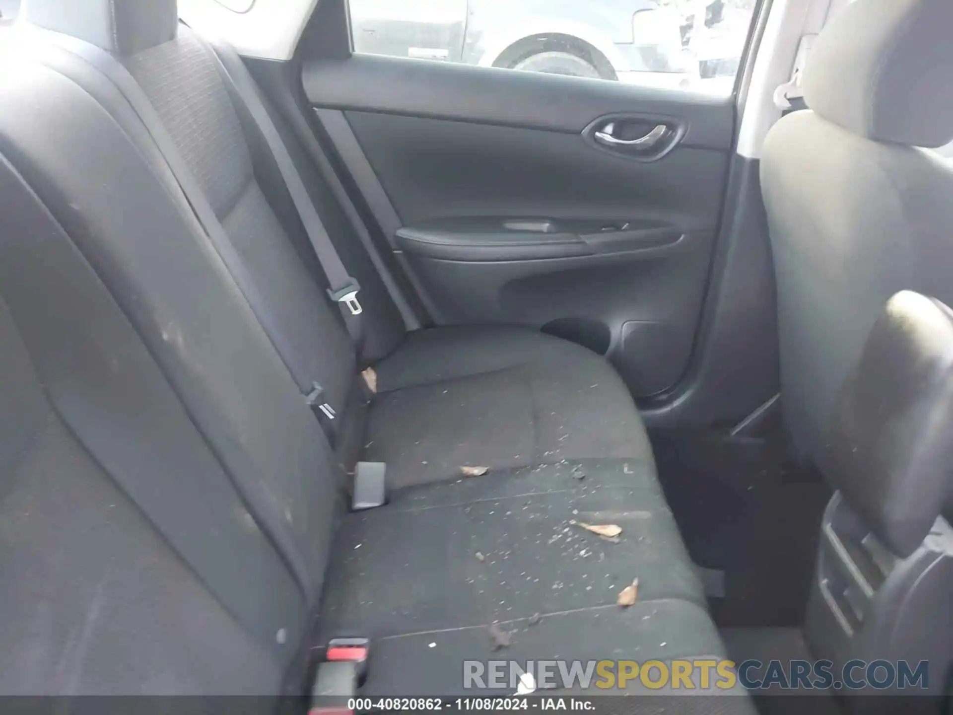 8 Photograph of a damaged car 3N1AB7AP7KY352927 NISSAN SENTRA 2019