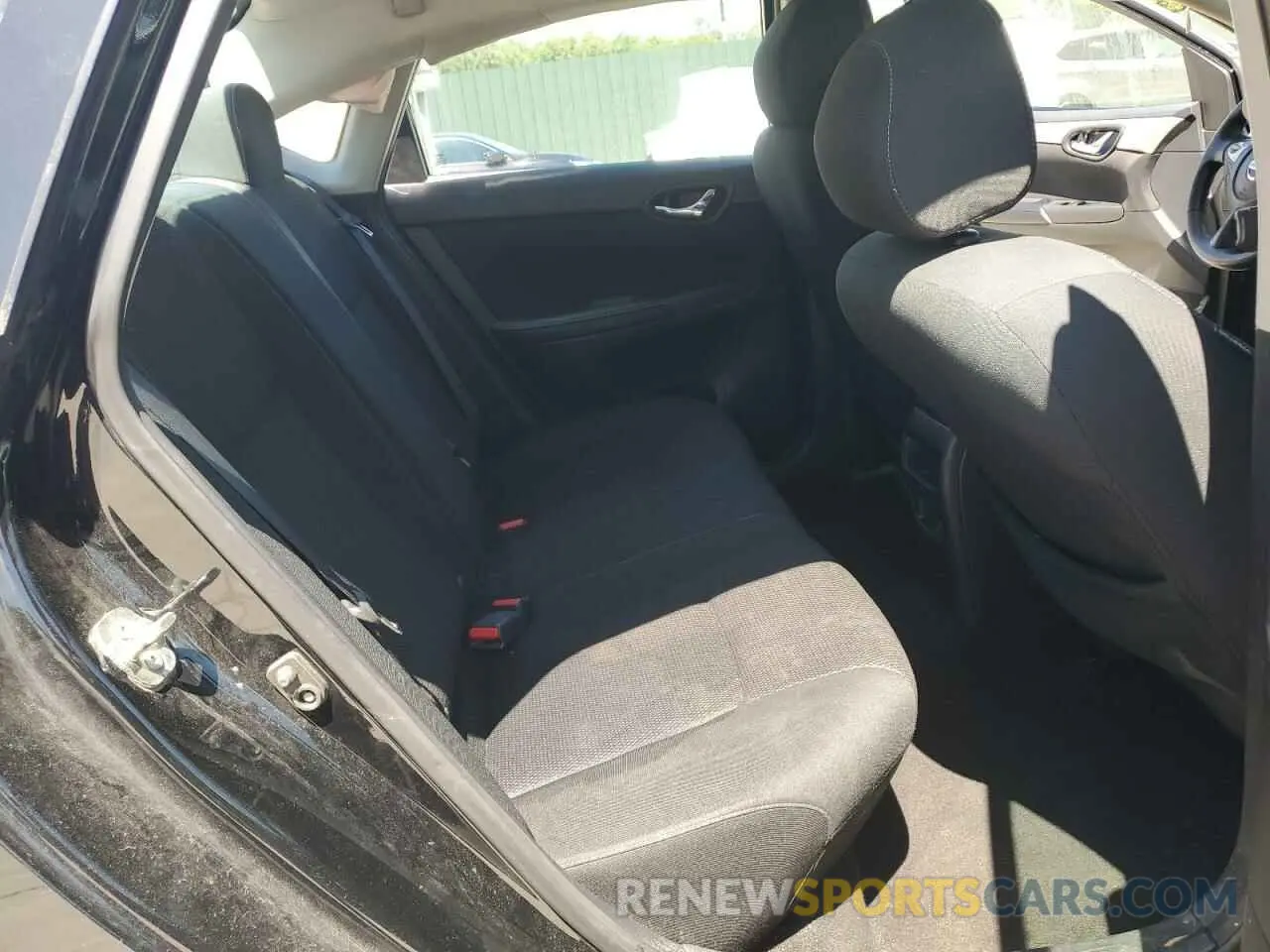 10 Photograph of a damaged car 3N1AB7AP7KY355780 NISSAN SENTRA 2019