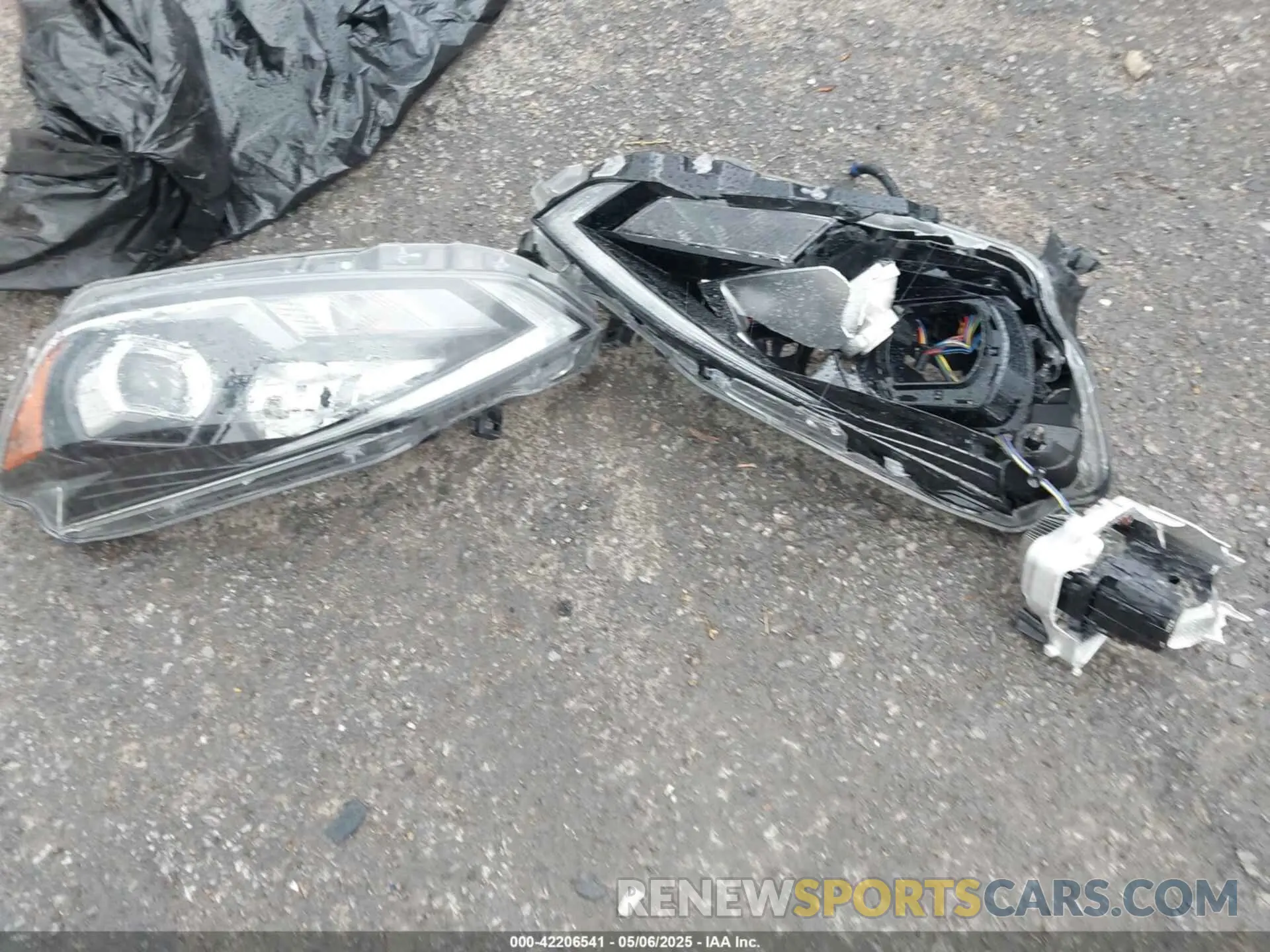 12 Photograph of a damaged car 3N1AB7AP7KY364169 NISSAN SENTRA 2019