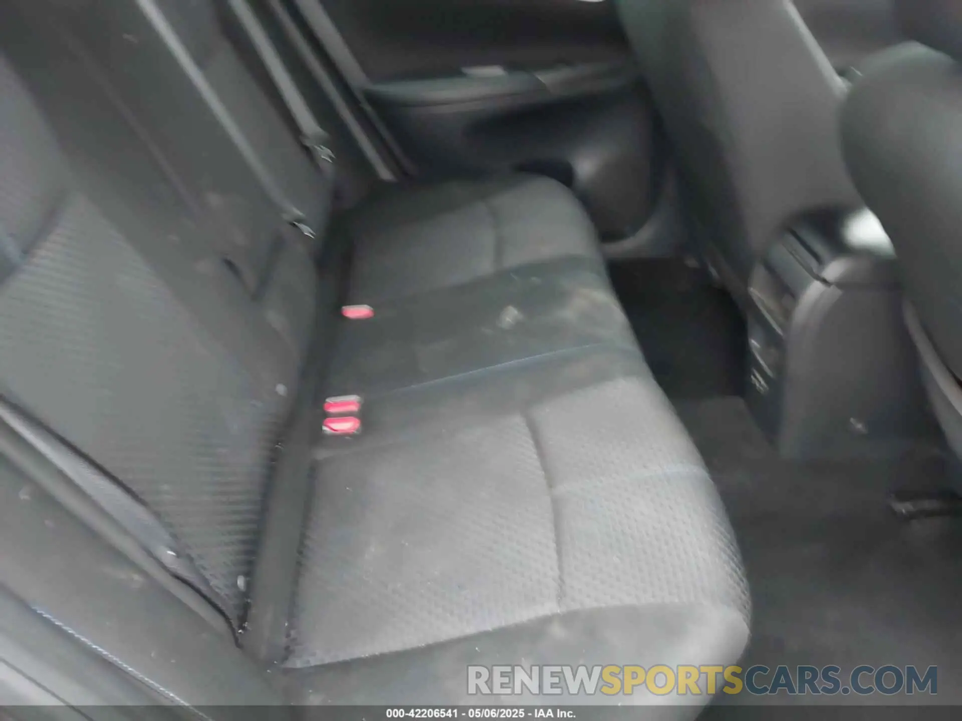 8 Photograph of a damaged car 3N1AB7AP7KY364169 NISSAN SENTRA 2019