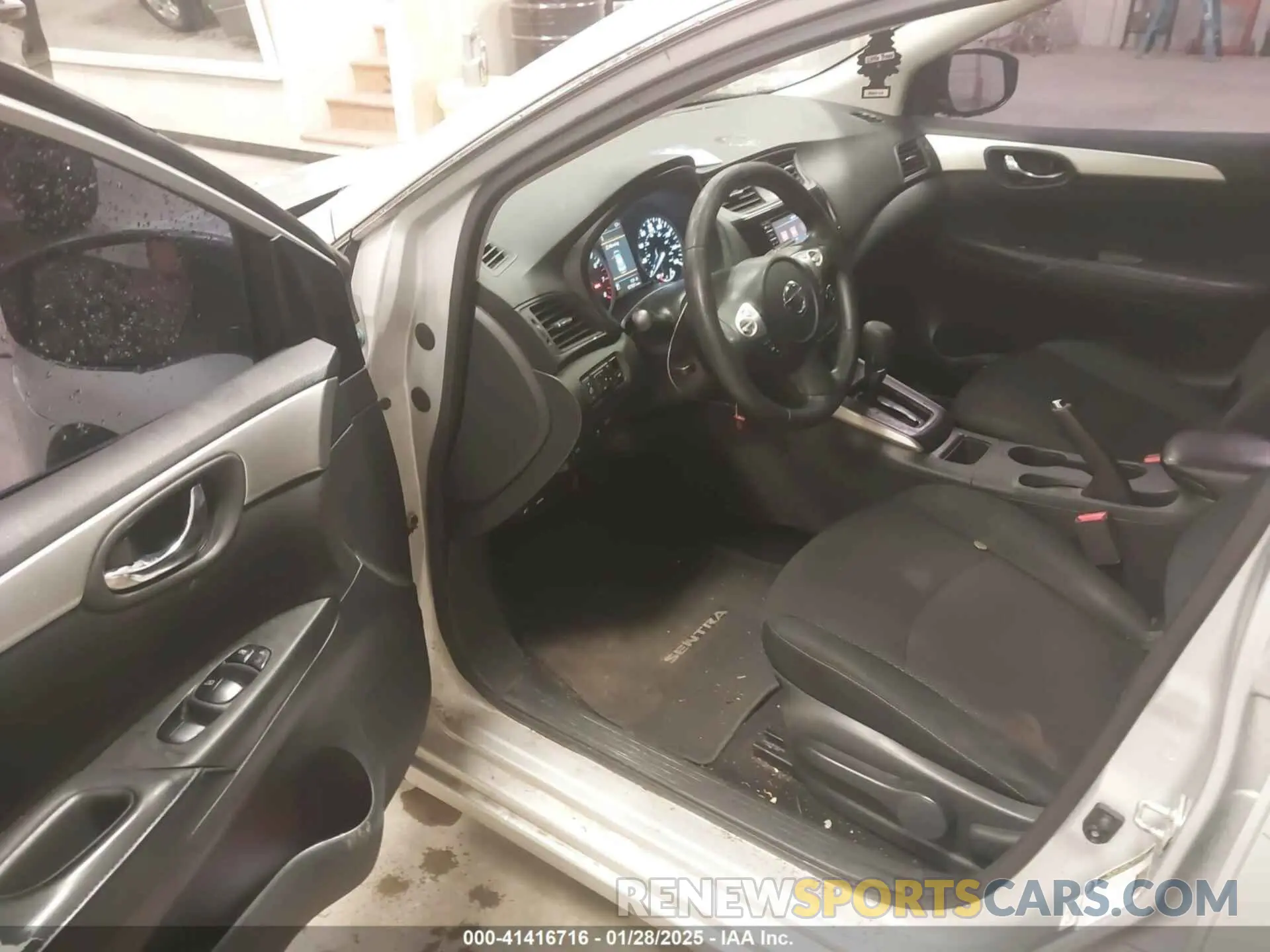 22 Photograph of a damaged car 3N1AB7AP7KY371607 NISSAN SENTRA 2019