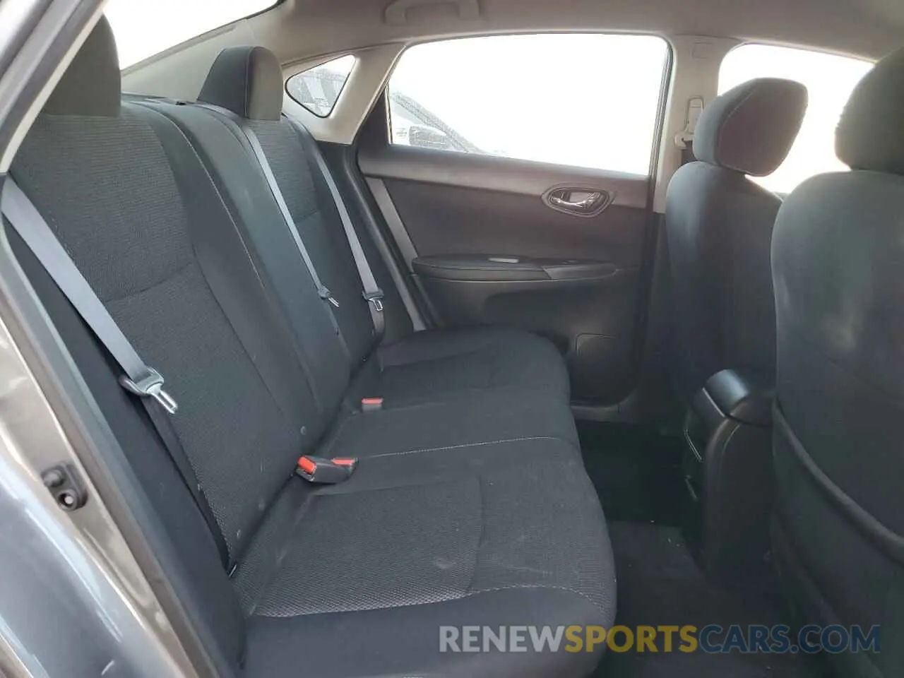 11 Photograph of a damaged car 3N1AB7AP7KY376337 NISSAN SENTRA 2019