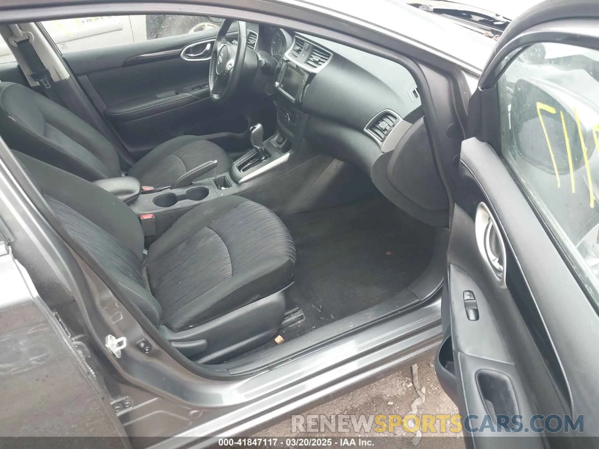 5 Photograph of a damaged car 3N1AB7AP7KY388522 NISSAN SENTRA 2019