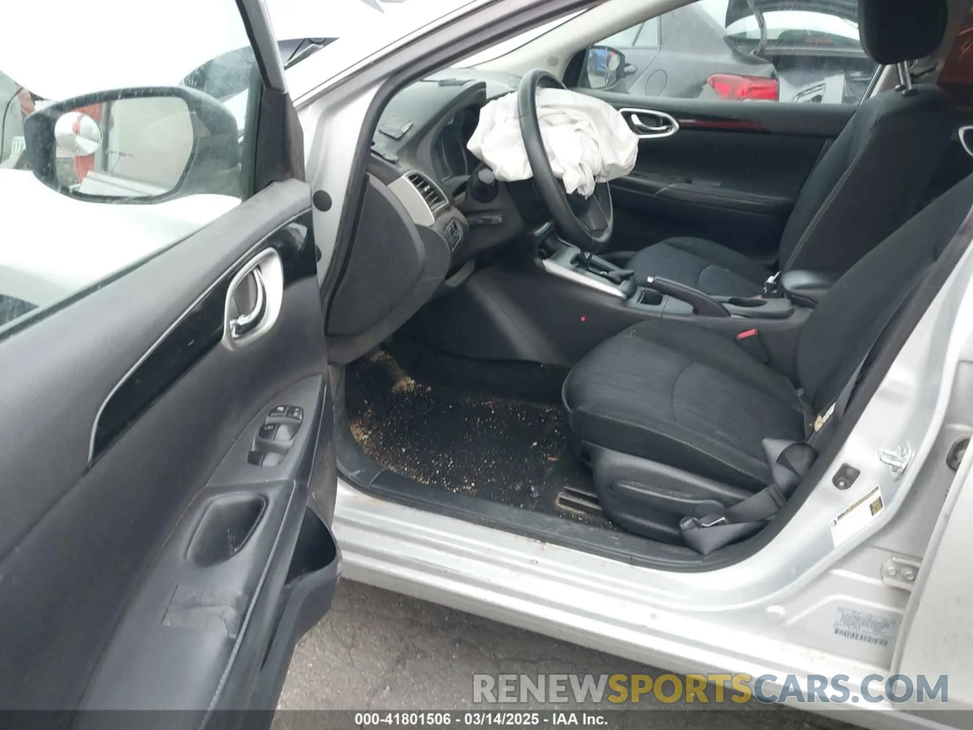 5 Photograph of a damaged car 3N1AB7AP7KY417341 NISSAN SENTRA 2019