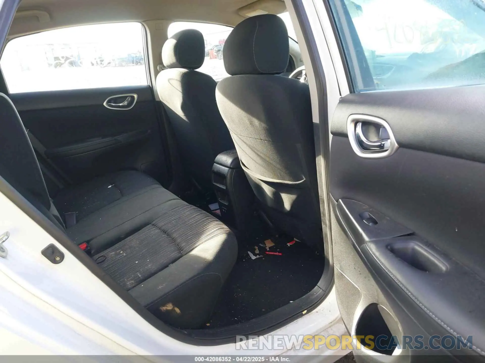 8 Photograph of a damaged car 3N1AB7AP7KY431188 NISSAN SENTRA 2019