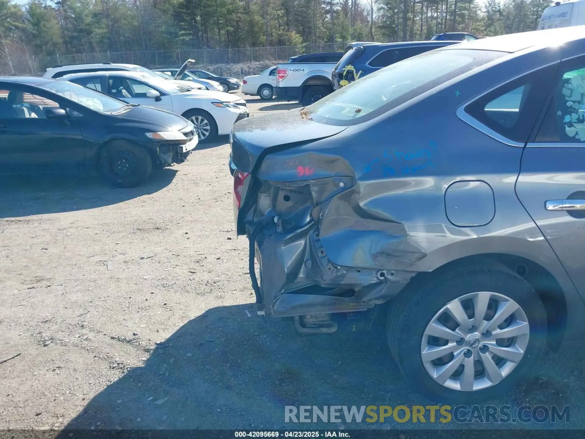 6 Photograph of a damaged car 3N1AB7AP7KY434981 NISSAN SENTRA 2019