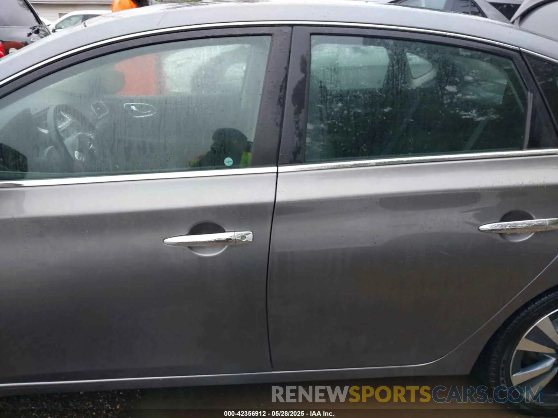 13 Photograph of a damaged car 3N1AB7AP7KY438724 NISSAN SENTRA 2019
