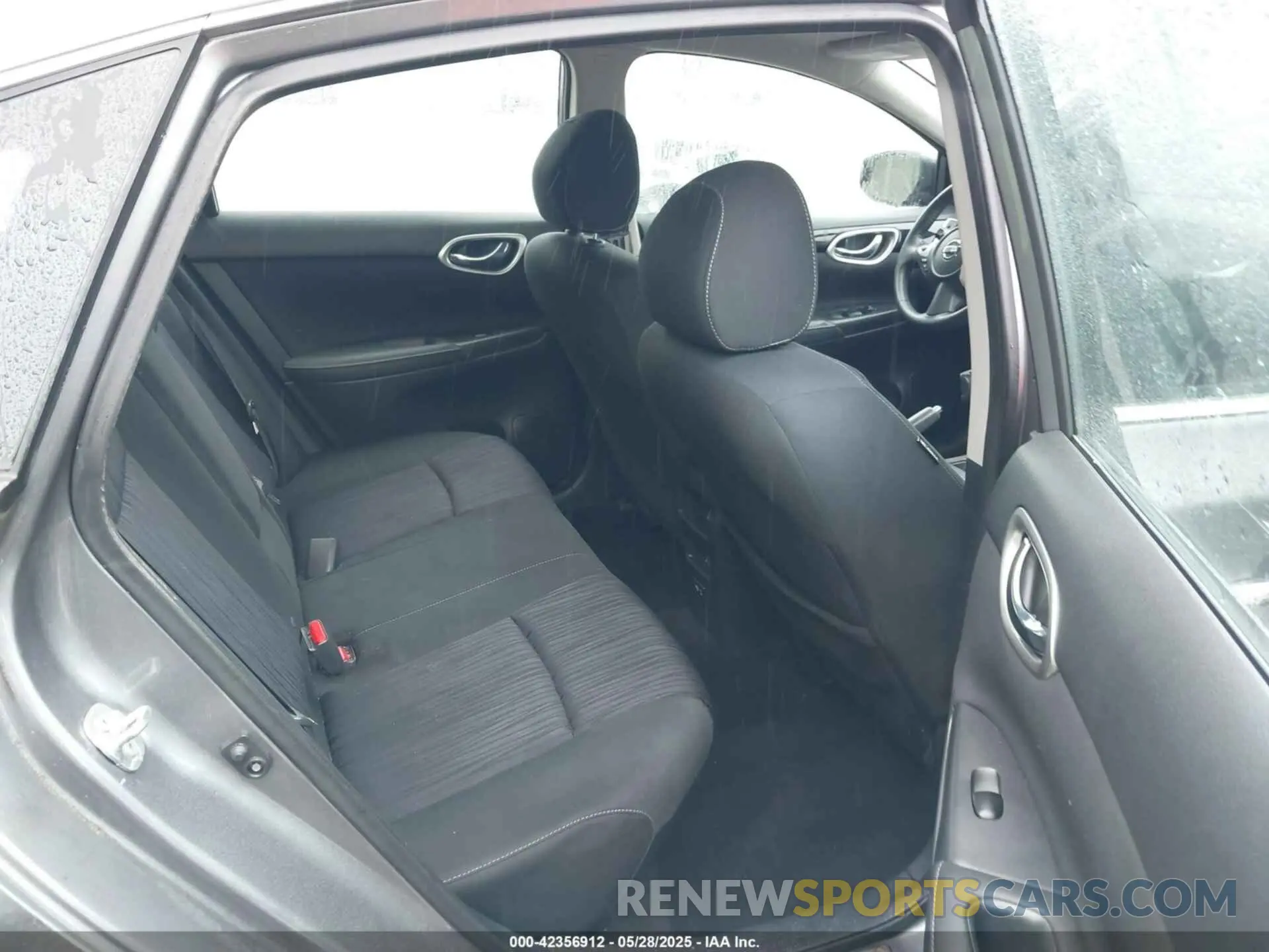 8 Photograph of a damaged car 3N1AB7AP7KY438724 NISSAN SENTRA 2019