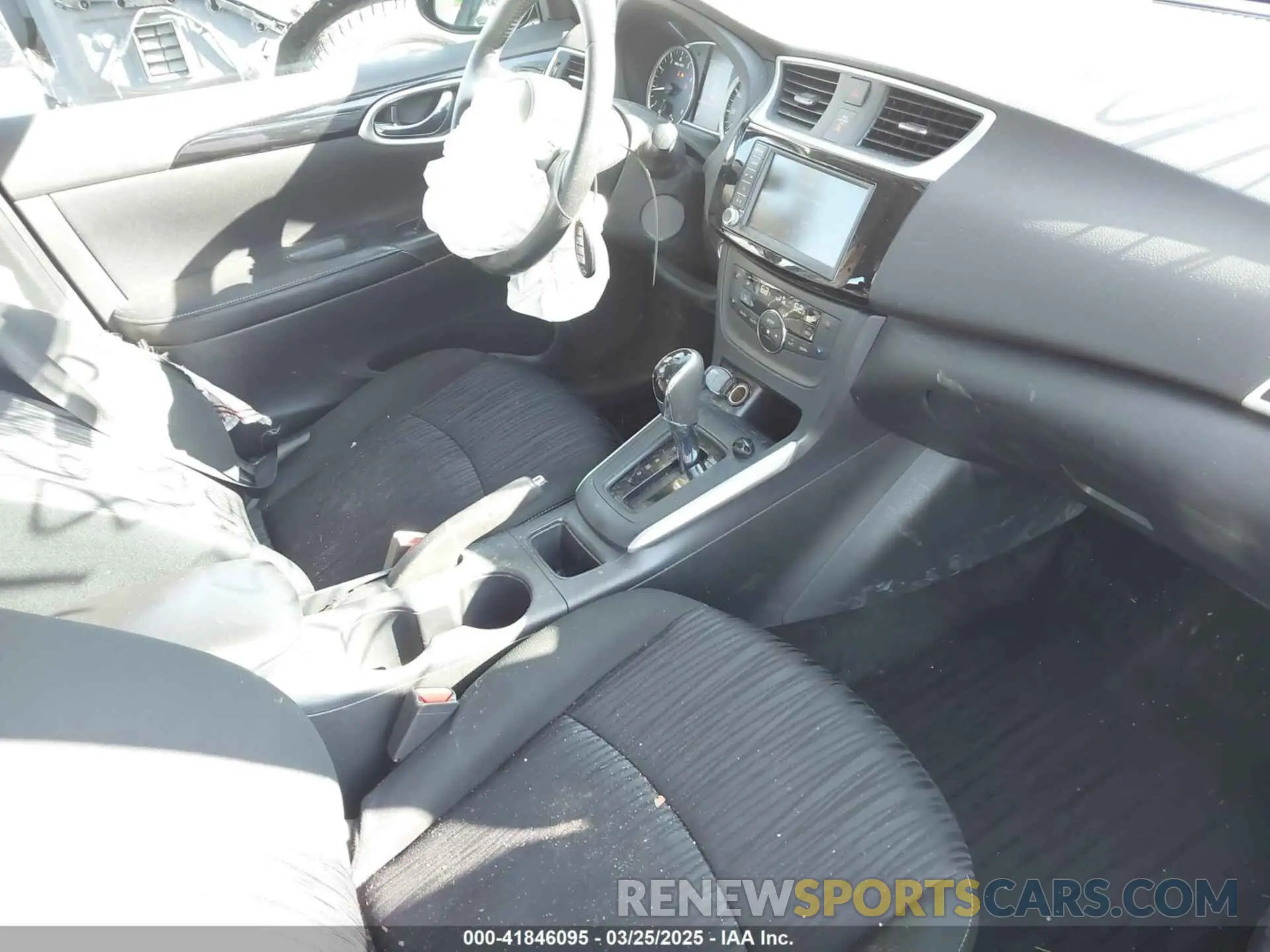 5 Photograph of a damaged car 3N1AB7AP7KY445186 NISSAN SENTRA 2019