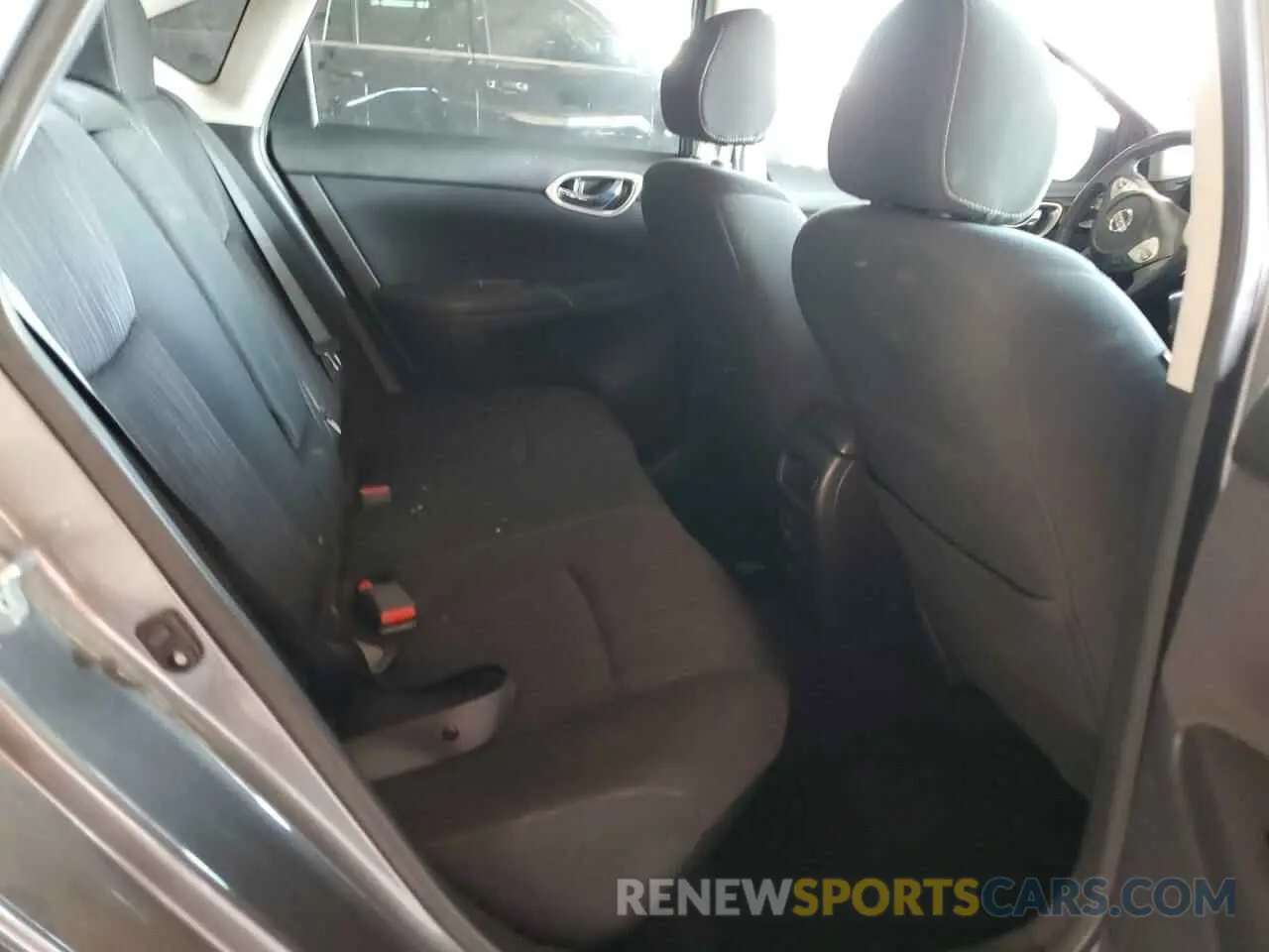 10 Photograph of a damaged car 3N1AB7AP7KY452784 NISSAN SENTRA 2019