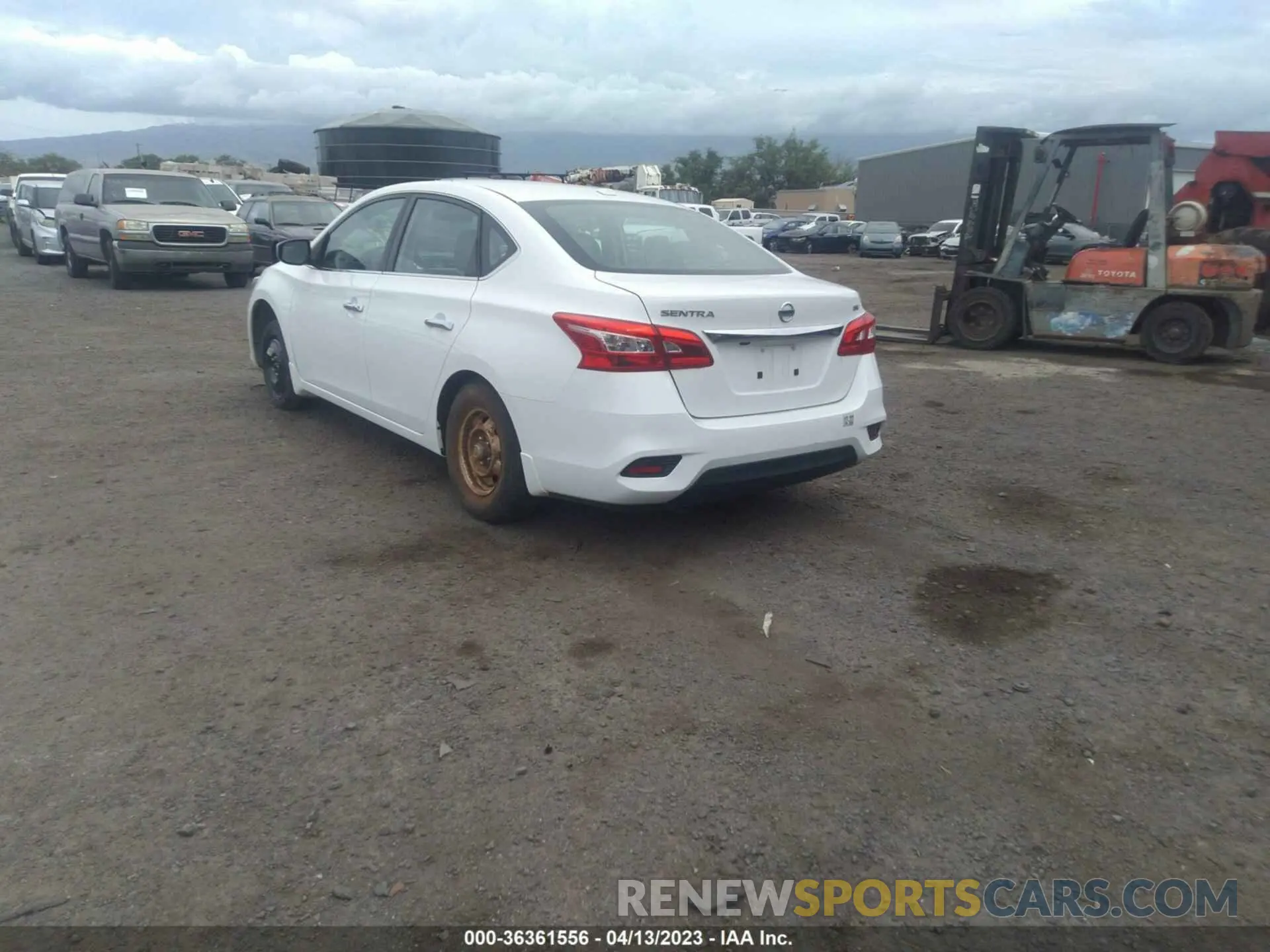 3 Photograph of a damaged car 3N1AB7AP8KL606626 NISSAN SENTRA 2019