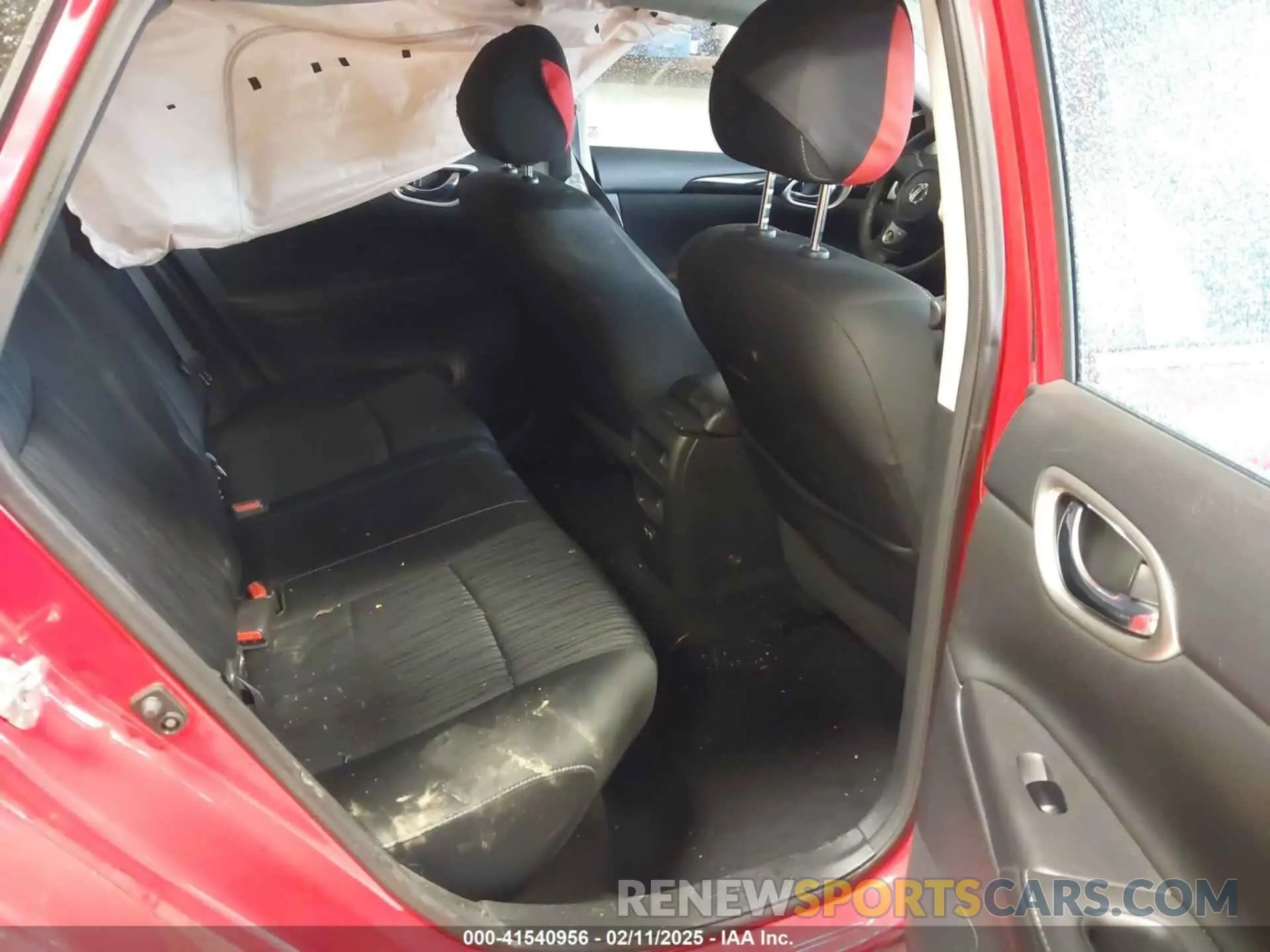 8 Photograph of a damaged car 3N1AB7AP8KL606688 NISSAN SENTRA 2019