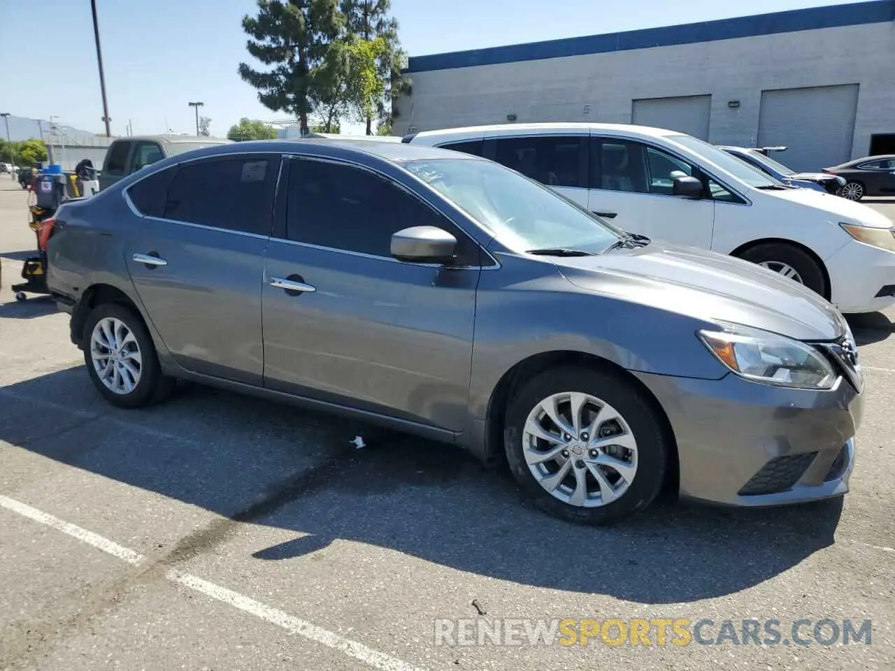4 Photograph of a damaged car 3N1AB7AP8KL606951 NISSAN SENTRA 2019