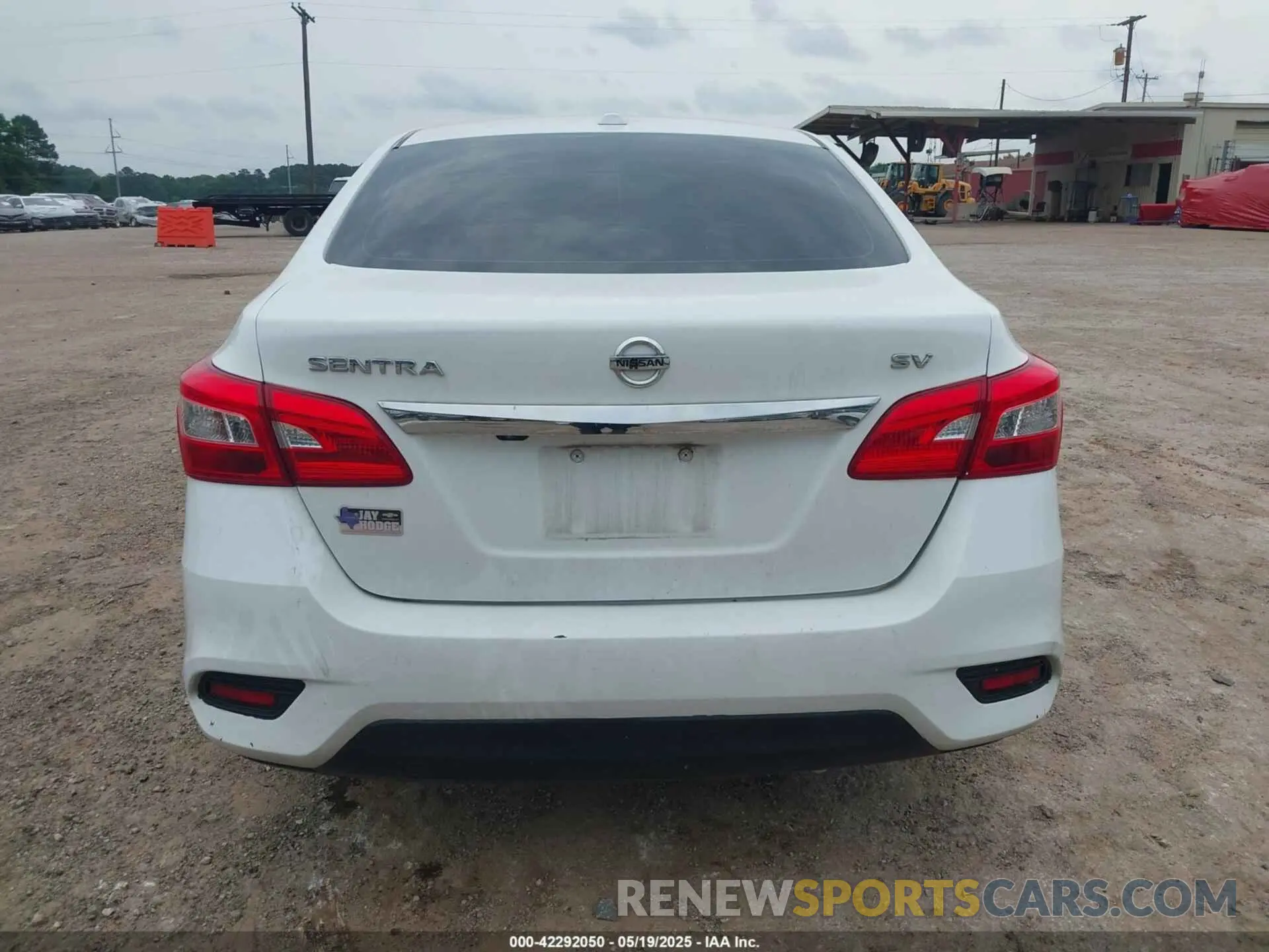 16 Photograph of a damaged car 3N1AB7AP8KL615598 NISSAN SENTRA 2019