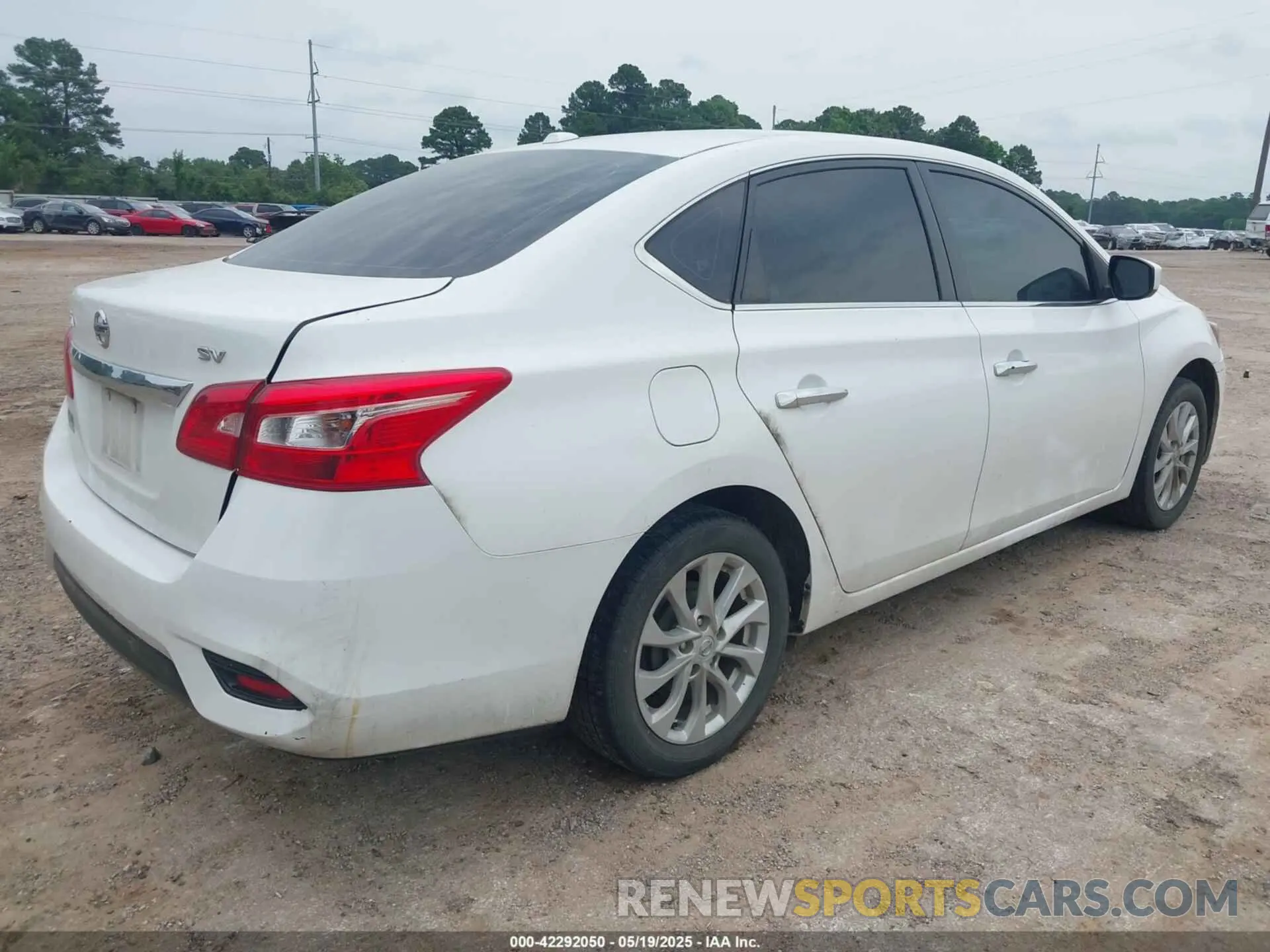 4 Photograph of a damaged car 3N1AB7AP8KL615598 NISSAN SENTRA 2019
