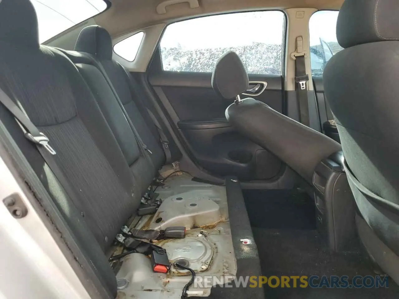 10 Photograph of a damaged car 3N1AB7AP8KY202535 NISSAN SENTRA 2019