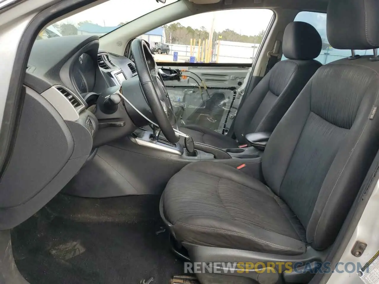 7 Photograph of a damaged car 3N1AB7AP8KY202535 NISSAN SENTRA 2019
