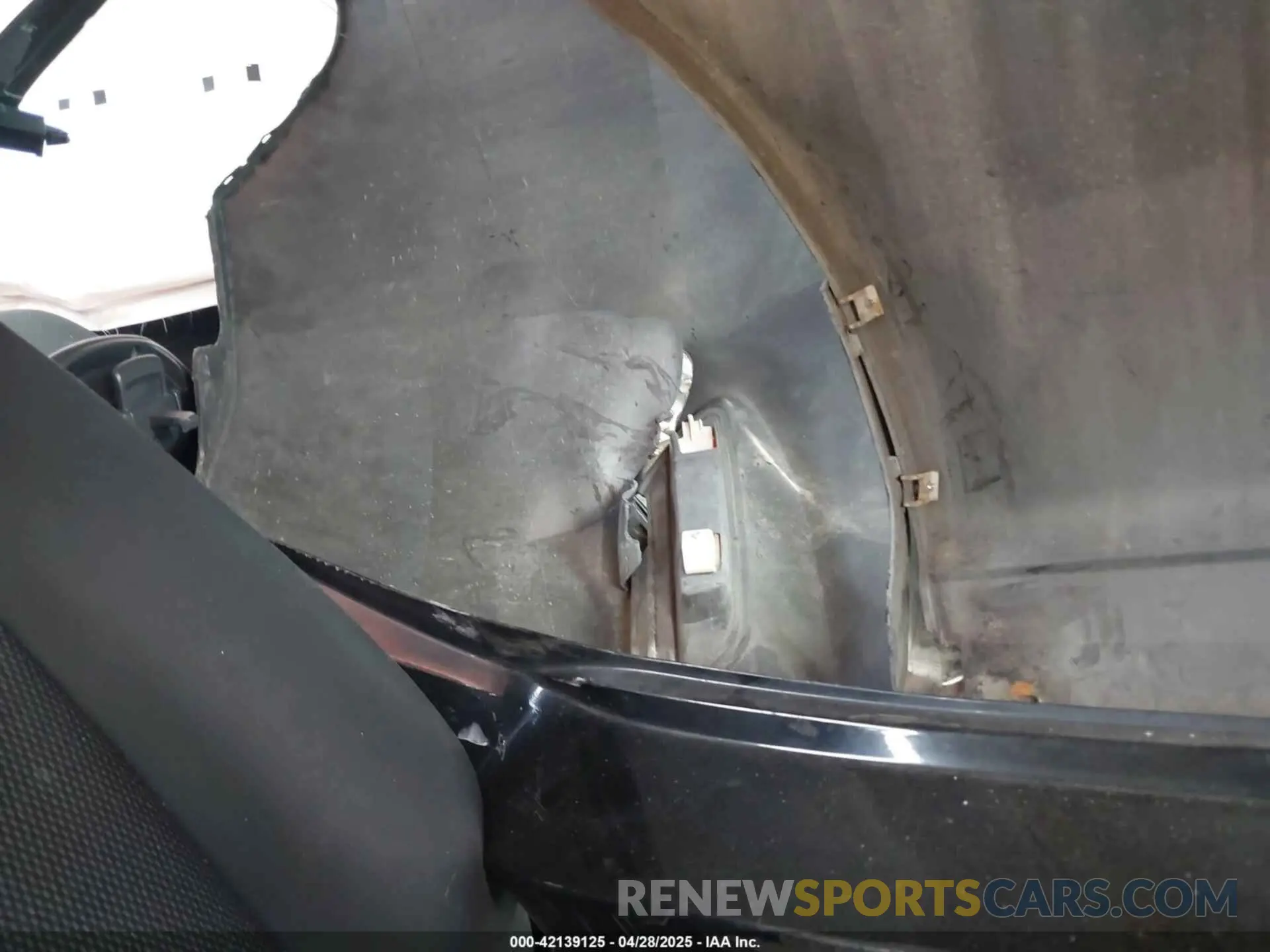 14 Photograph of a damaged car 3N1AB7AP8KY220999 NISSAN SENTRA 2019