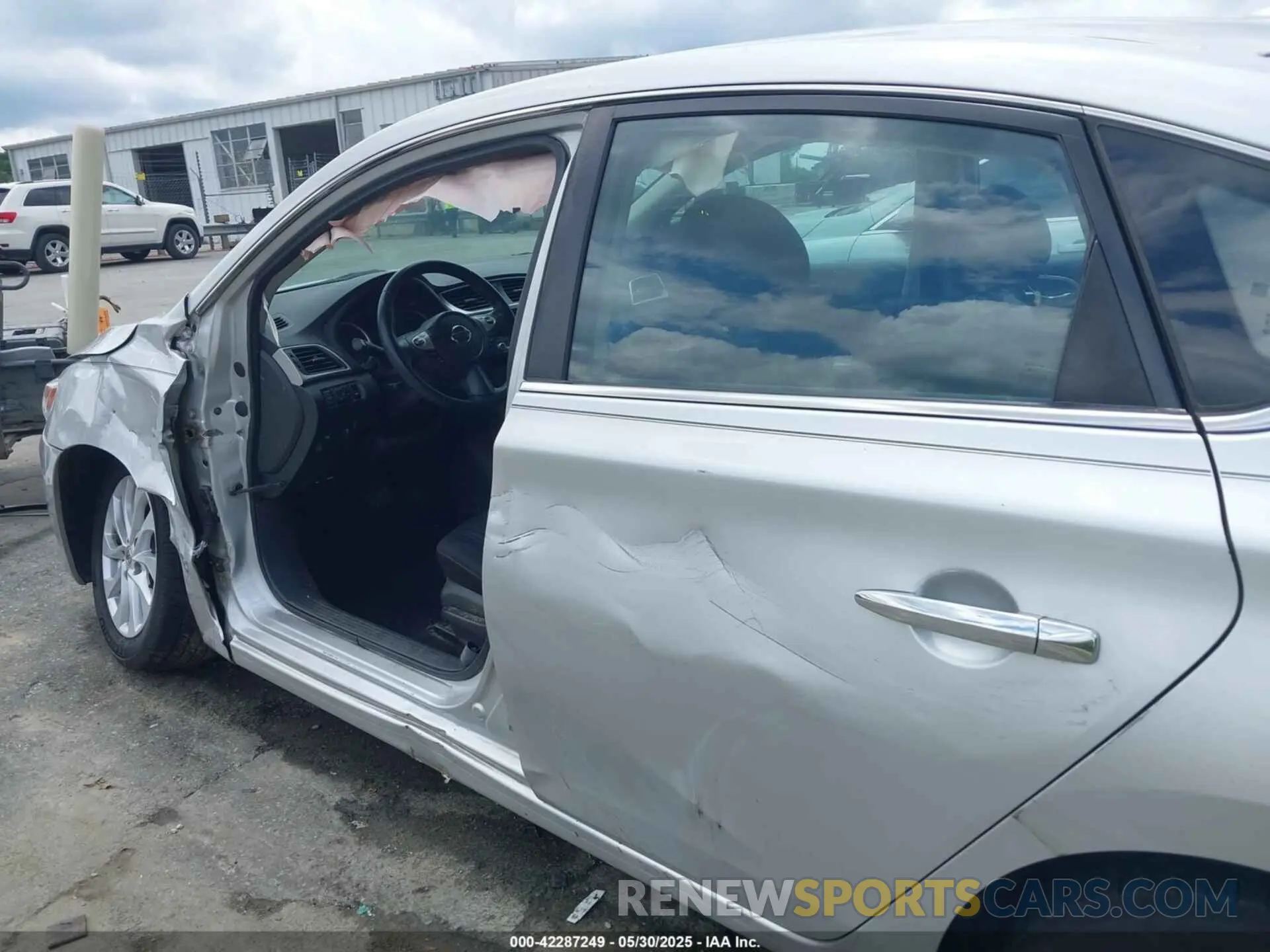 15 Photograph of a damaged car 3N1AB7AP8KY235695 NISSAN SENTRA 2019