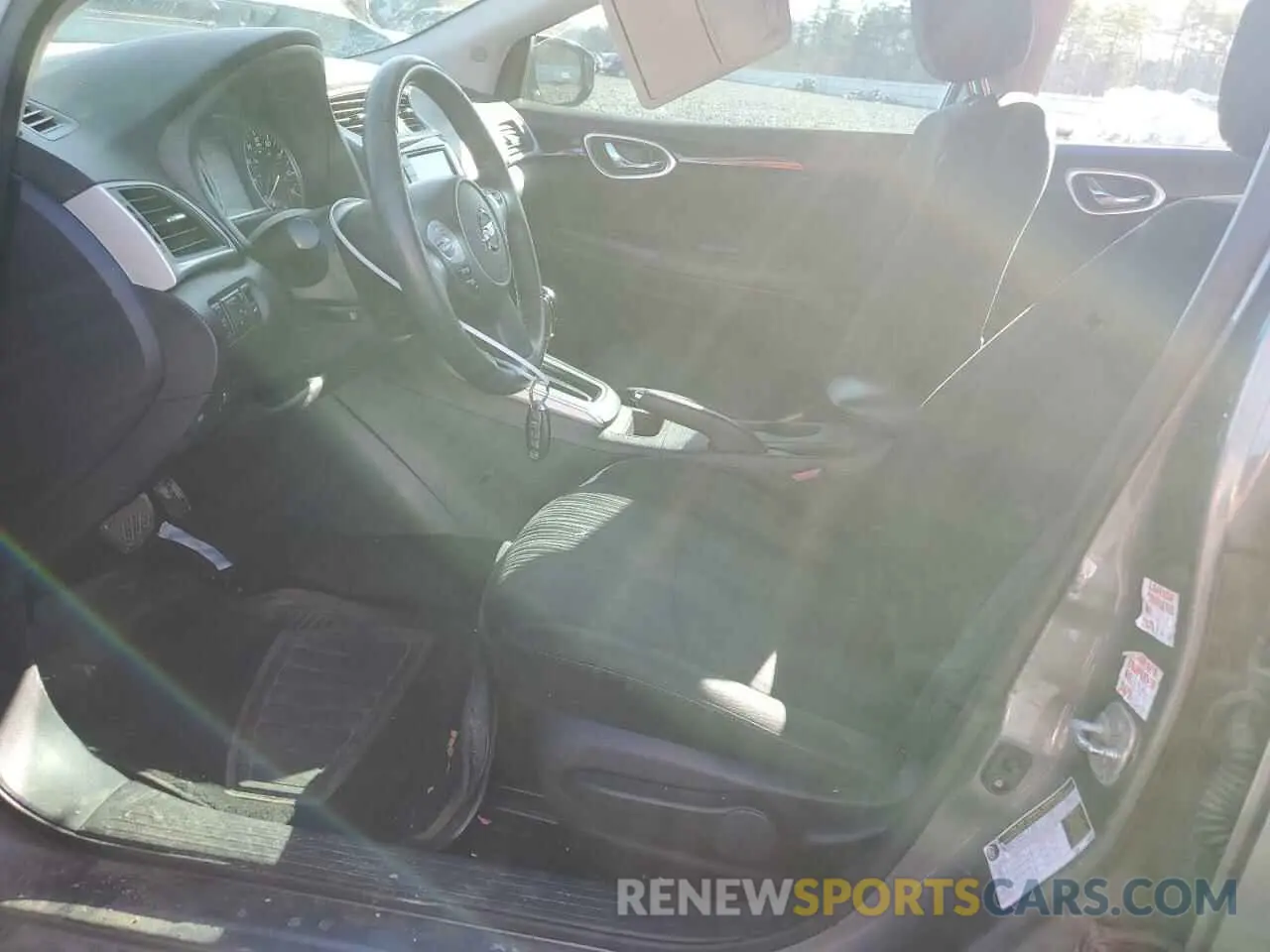 7 Photograph of a damaged car 3N1AB7AP8KY239469 NISSAN SENTRA 2019