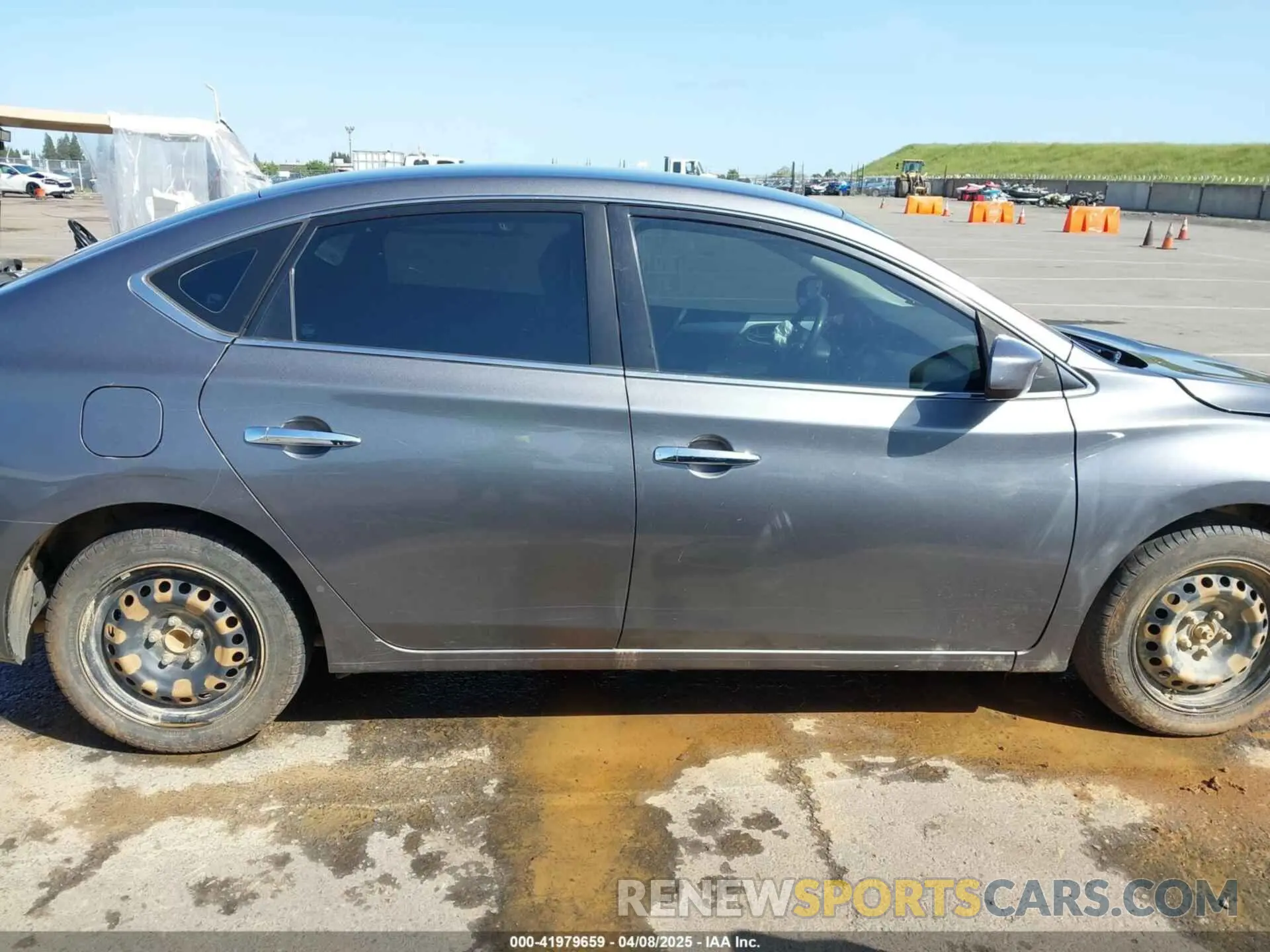 14 Photograph of a damaged car 3N1AB7AP8KY241772 NISSAN SENTRA 2019