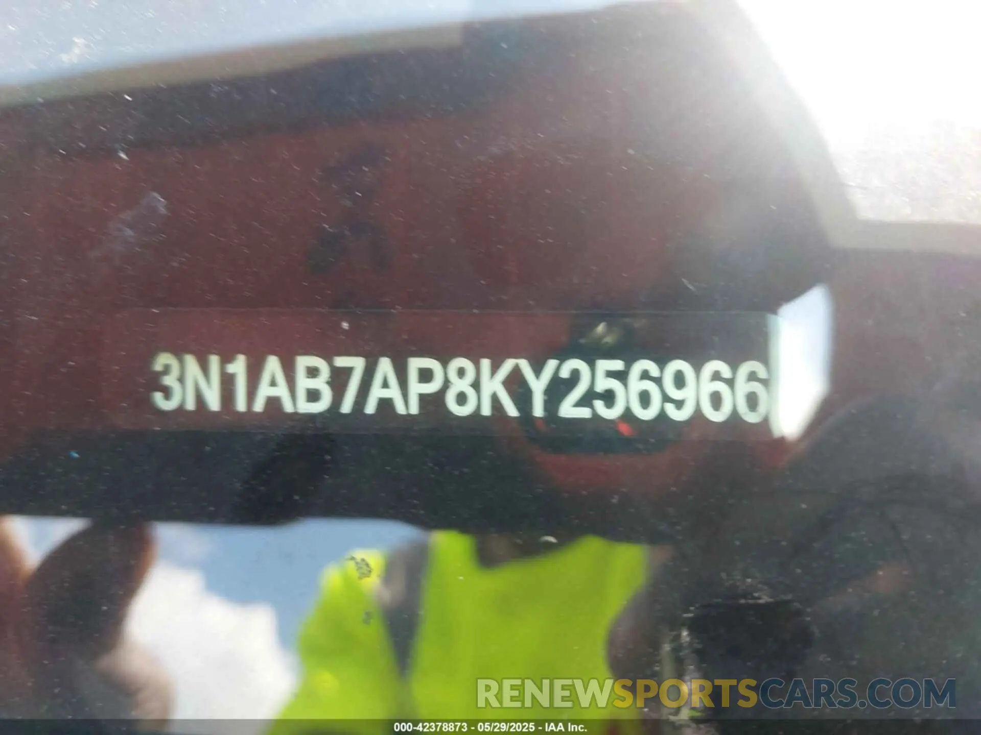 9 Photograph of a damaged car 3N1AB7AP8KY256966 NISSAN SENTRA 2019