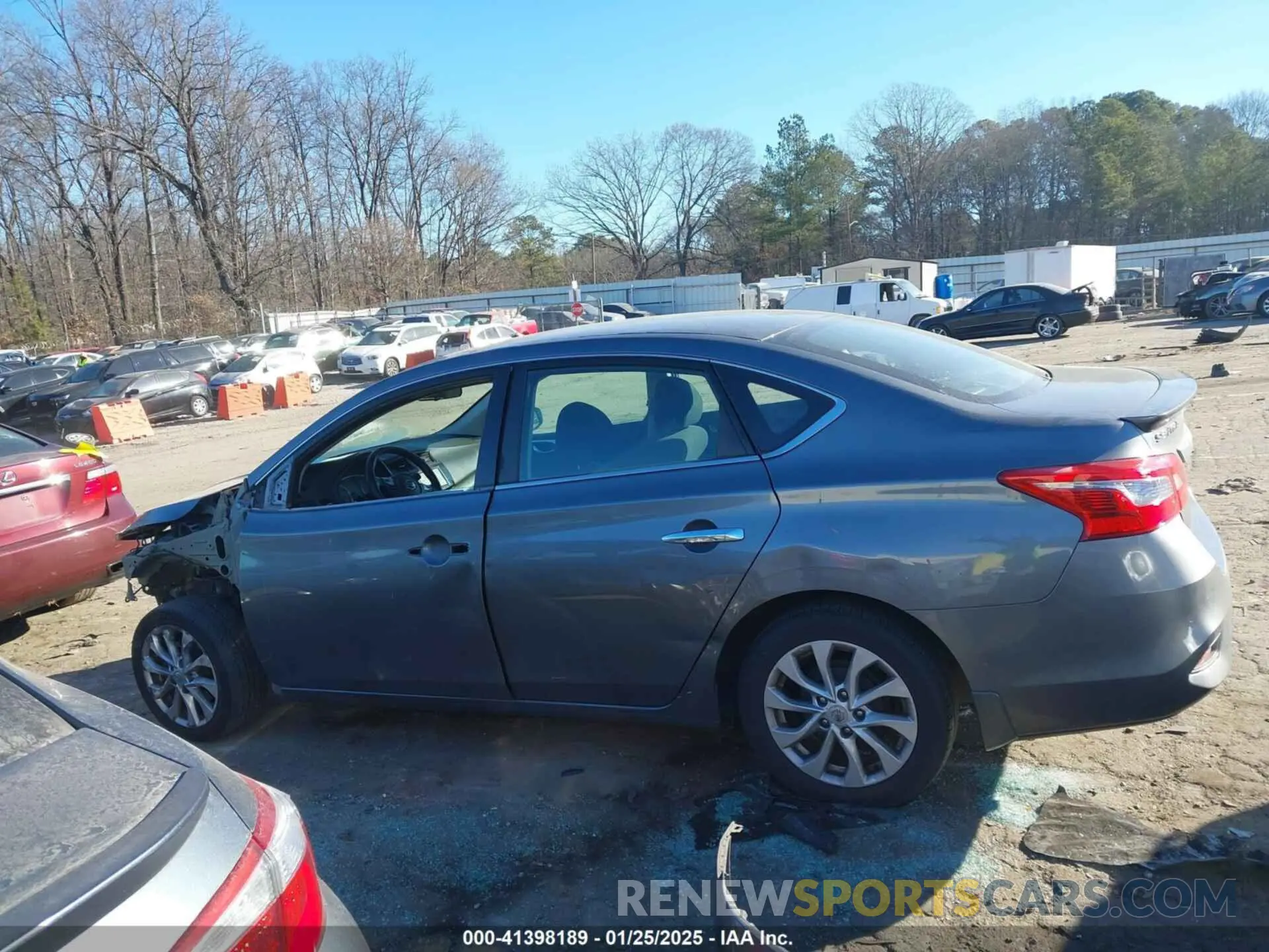 15 Photograph of a damaged car 3N1AB7AP8KY270981 NISSAN SENTRA 2019