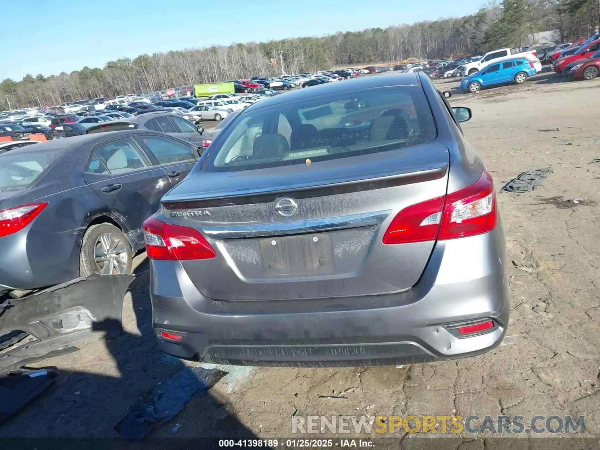 17 Photograph of a damaged car 3N1AB7AP8KY270981 NISSAN SENTRA 2019