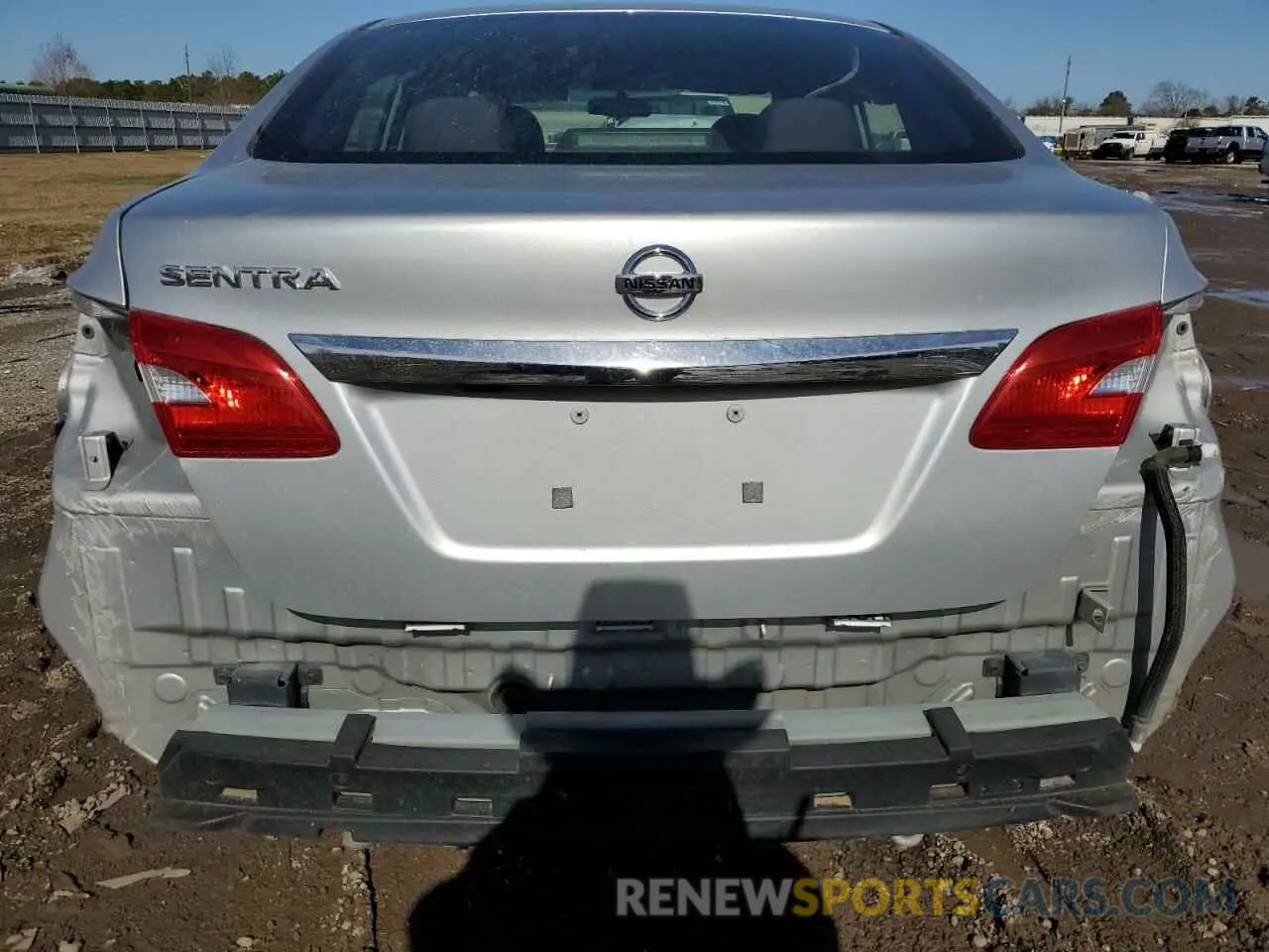 6 Photograph of a damaged car 3N1AB7AP8KY271399 NISSAN SENTRA 2019