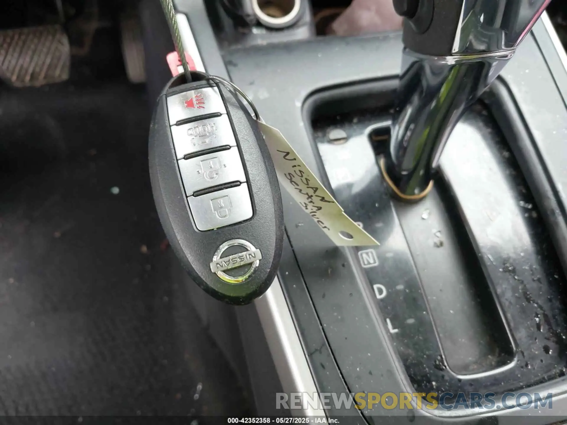 11 Photograph of a damaged car 3N1AB7AP8KY284265 NISSAN SENTRA 2019