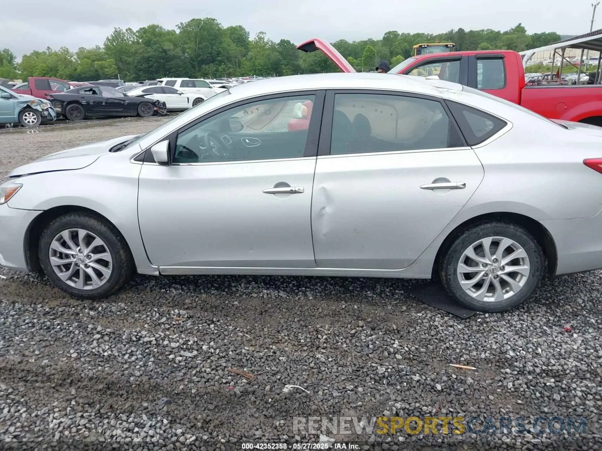 14 Photograph of a damaged car 3N1AB7AP8KY284265 NISSAN SENTRA 2019